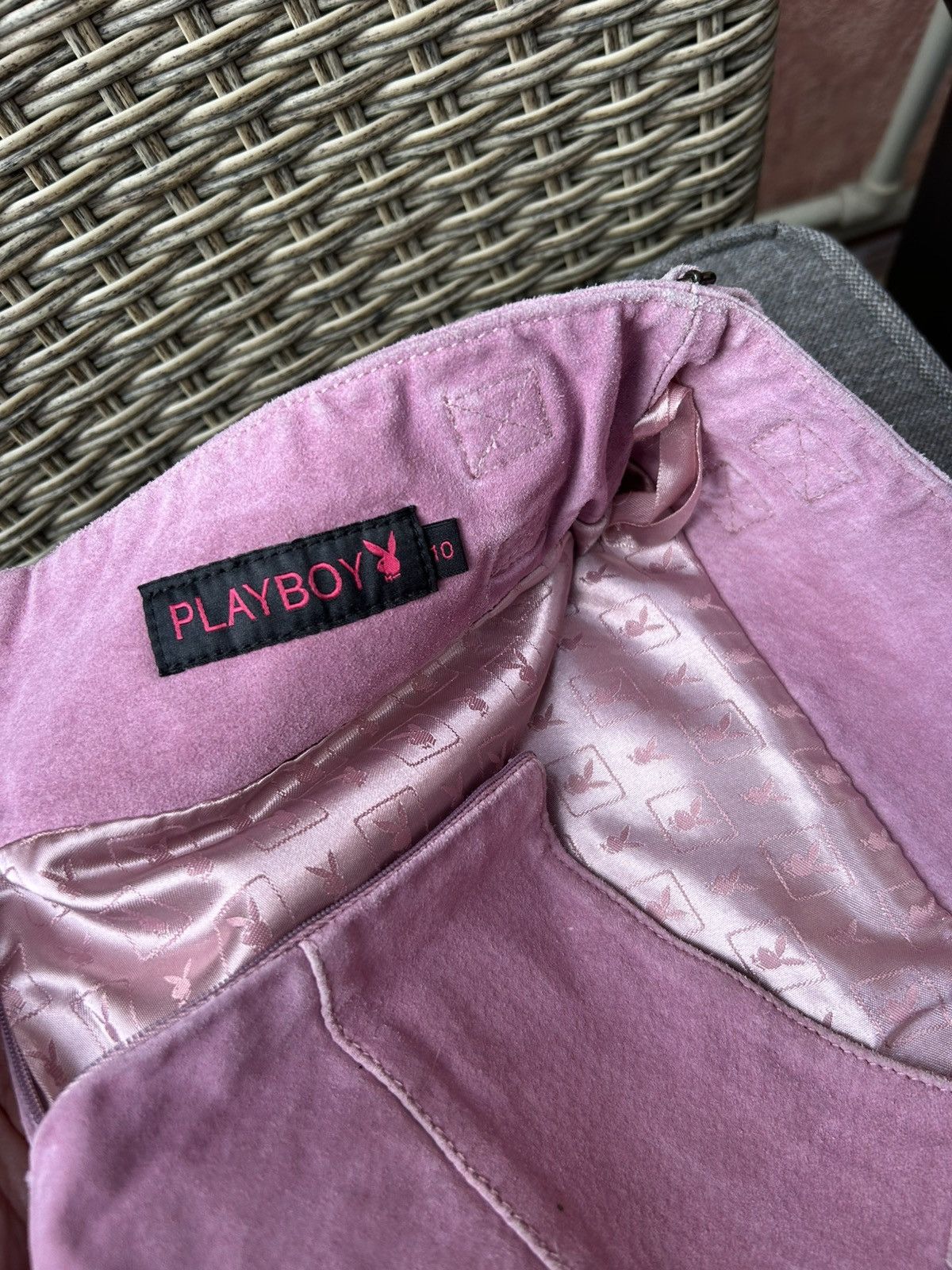 Playboy Vintage Playboy Pink Suede Bunny Head Logo Mini Wrap Skirt Size 32" / US 10 / IT 46 - 7 Thumbnail