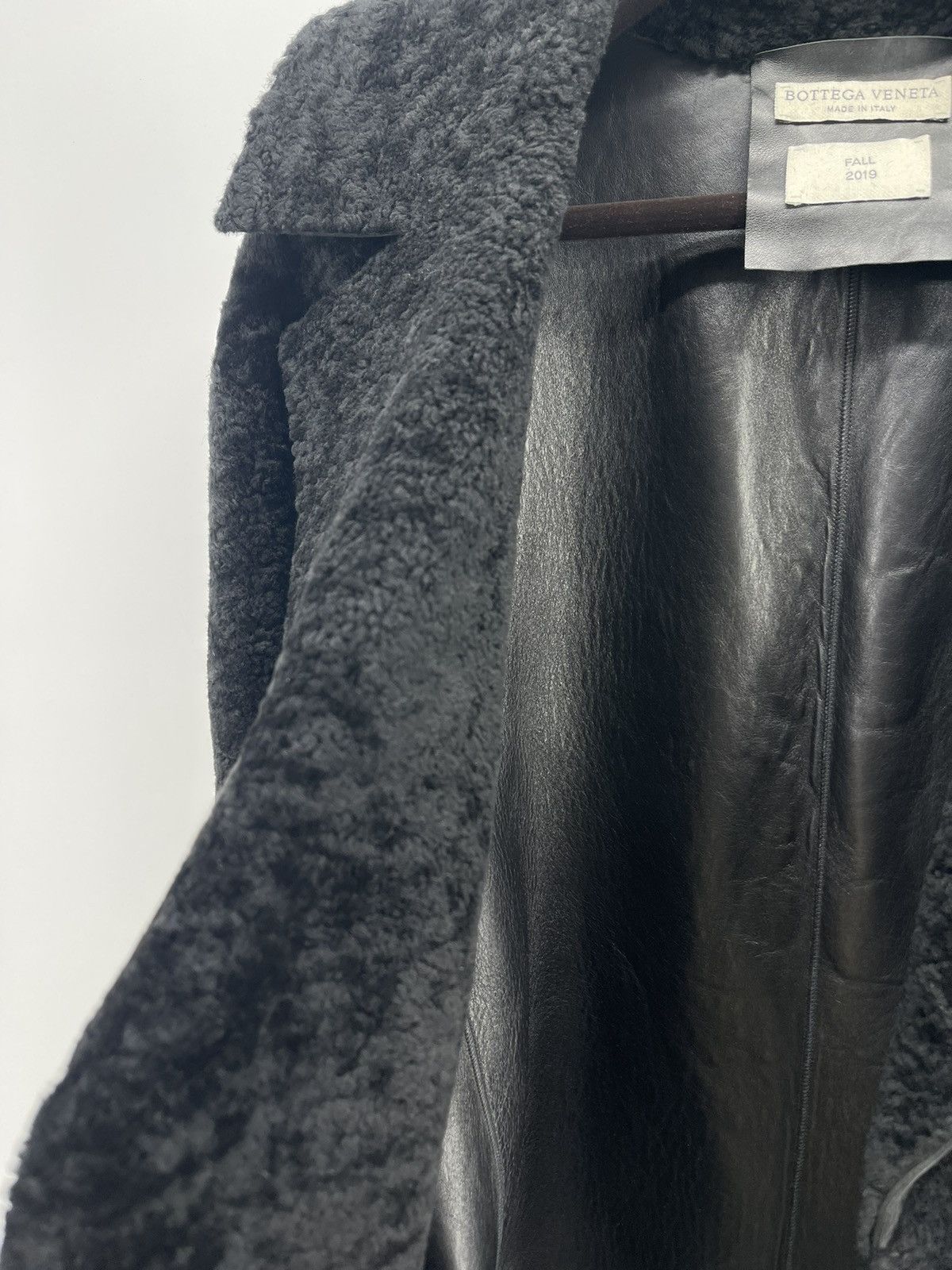 Bottega Veneta Bottega Veneta Short Curley Shearling Coat rrp $10,000 Size US M / EU 48-50 / 2 - 6 Thumbnail