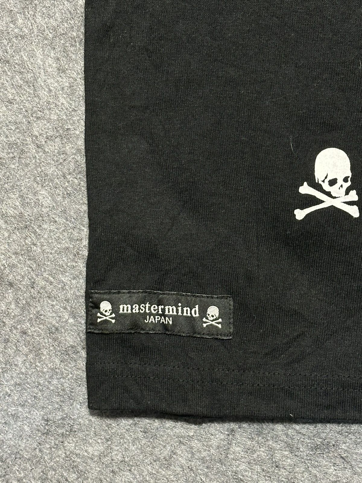 F.C. Real Bristol F.C.Real Bristol x Mastermind Japan white skull and bones. Size US S / EU 44-46 / 1 - 9 Thumbnail