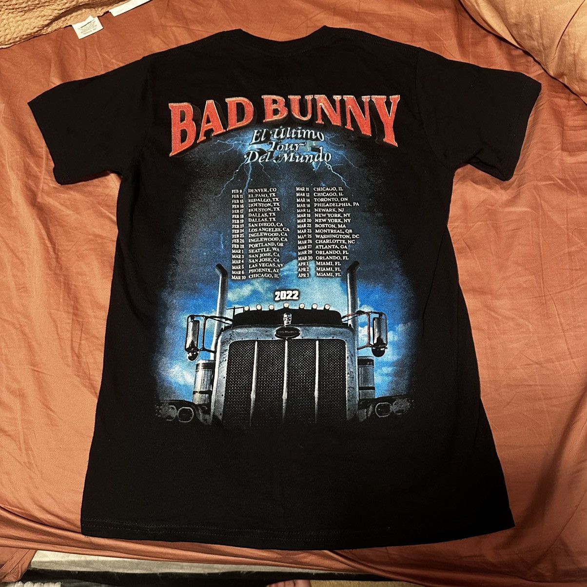Other Bad Bunny Official El Ultimo Tour Del Mundo 2022 Shirt Merch Size US S / EU 44-46 / 1 - 2 Thumbnail