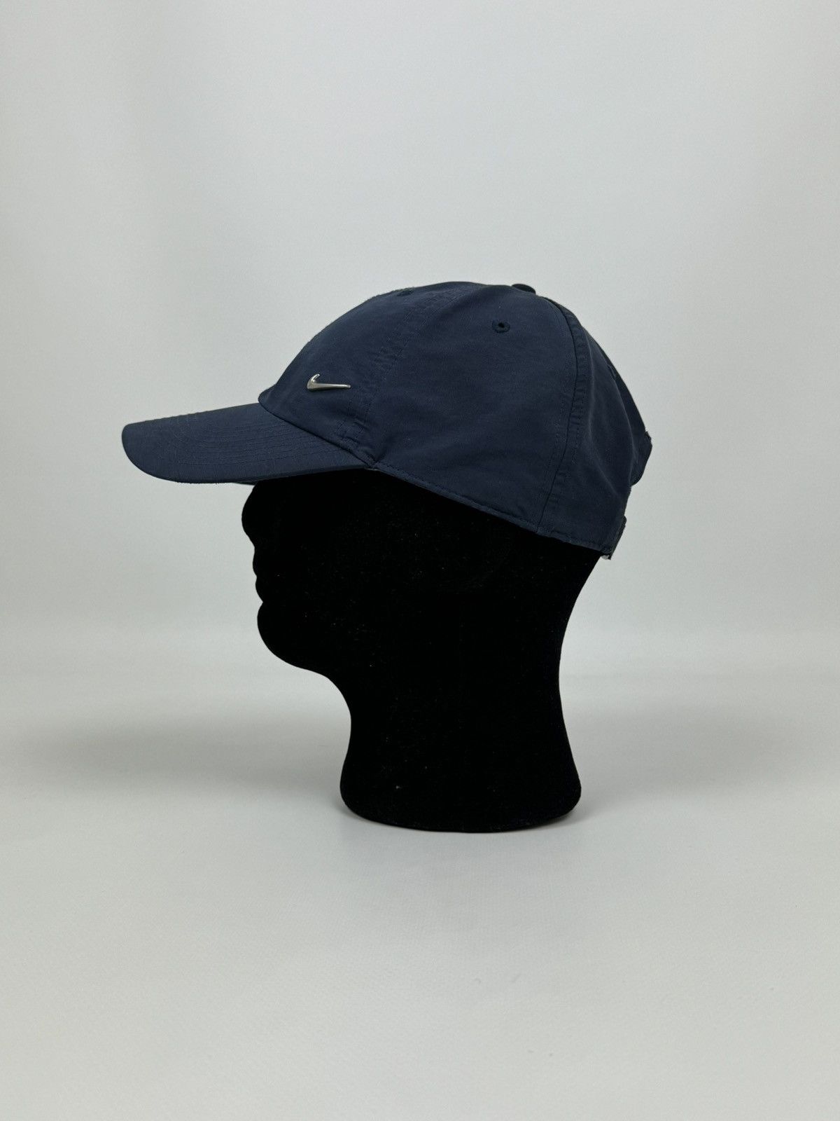Vintage 2000s Vintage y2k Nike Metal Swoosh Baseball Cap Drill Size ONE SIZE - 2 Thumbnail