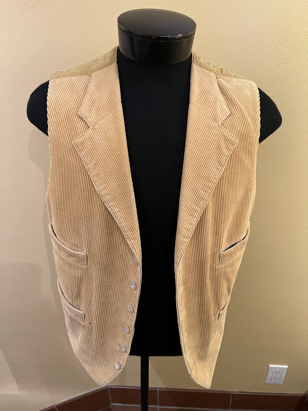 Faconnable Vintage Facconable , yellow cotton corduroy vest Size US XL / EU 56 / 4 - 1 Thumbnail