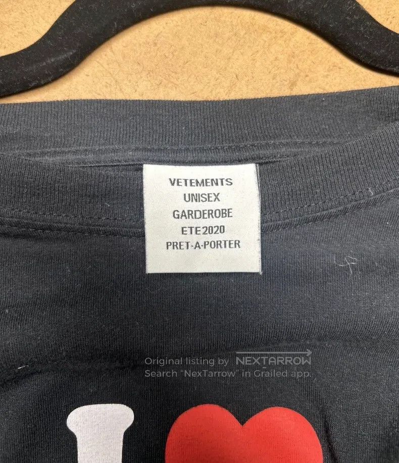 Vetements Vetements Short-sleeved T-shirt Size US S / EU 44-46 / 1 - 3 Thumbnail