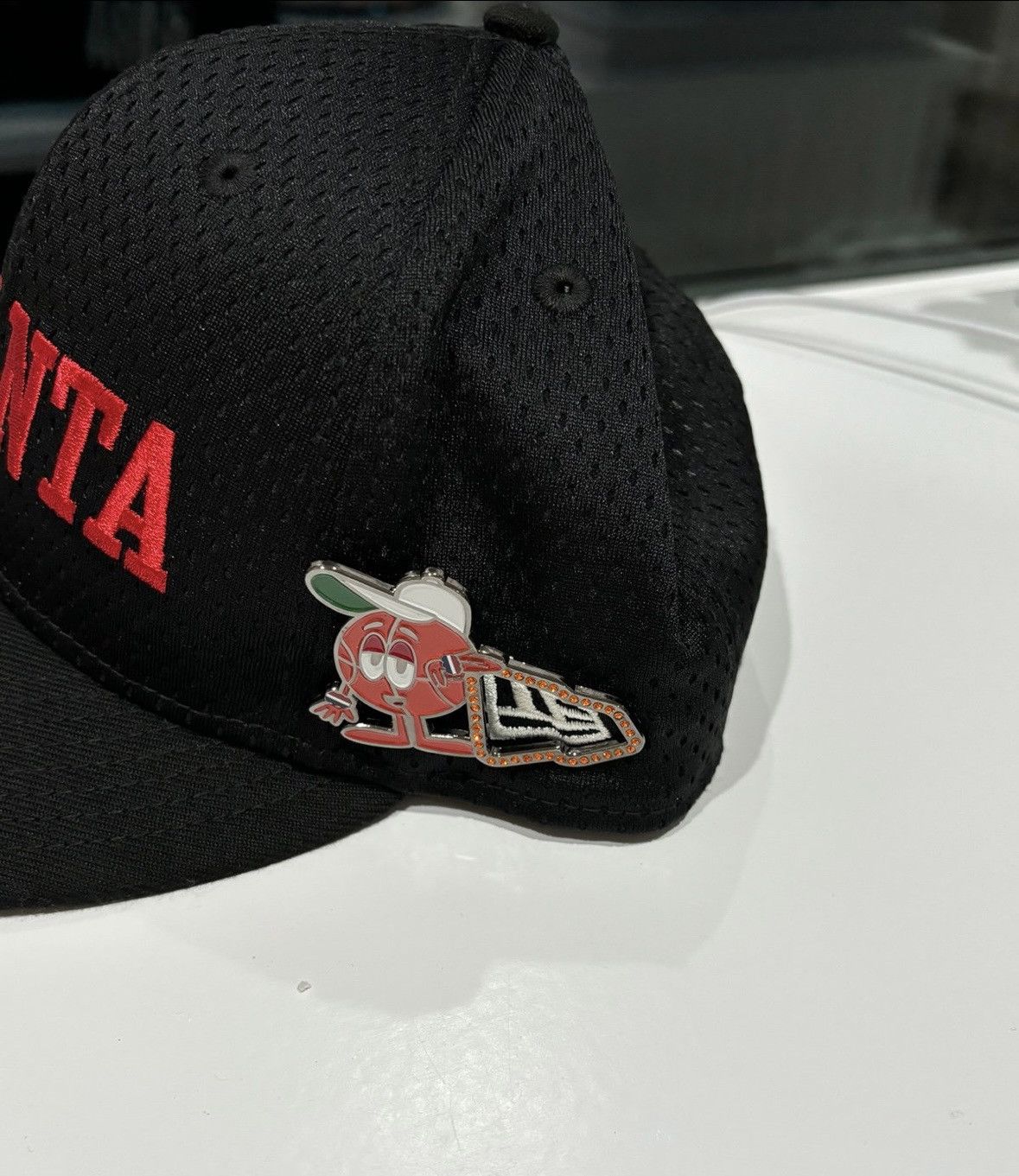 NBA × New Era new era 59fifty post-up pin NBA Atlanta Hawks Size ONE SIZE - 3 Thumbnail