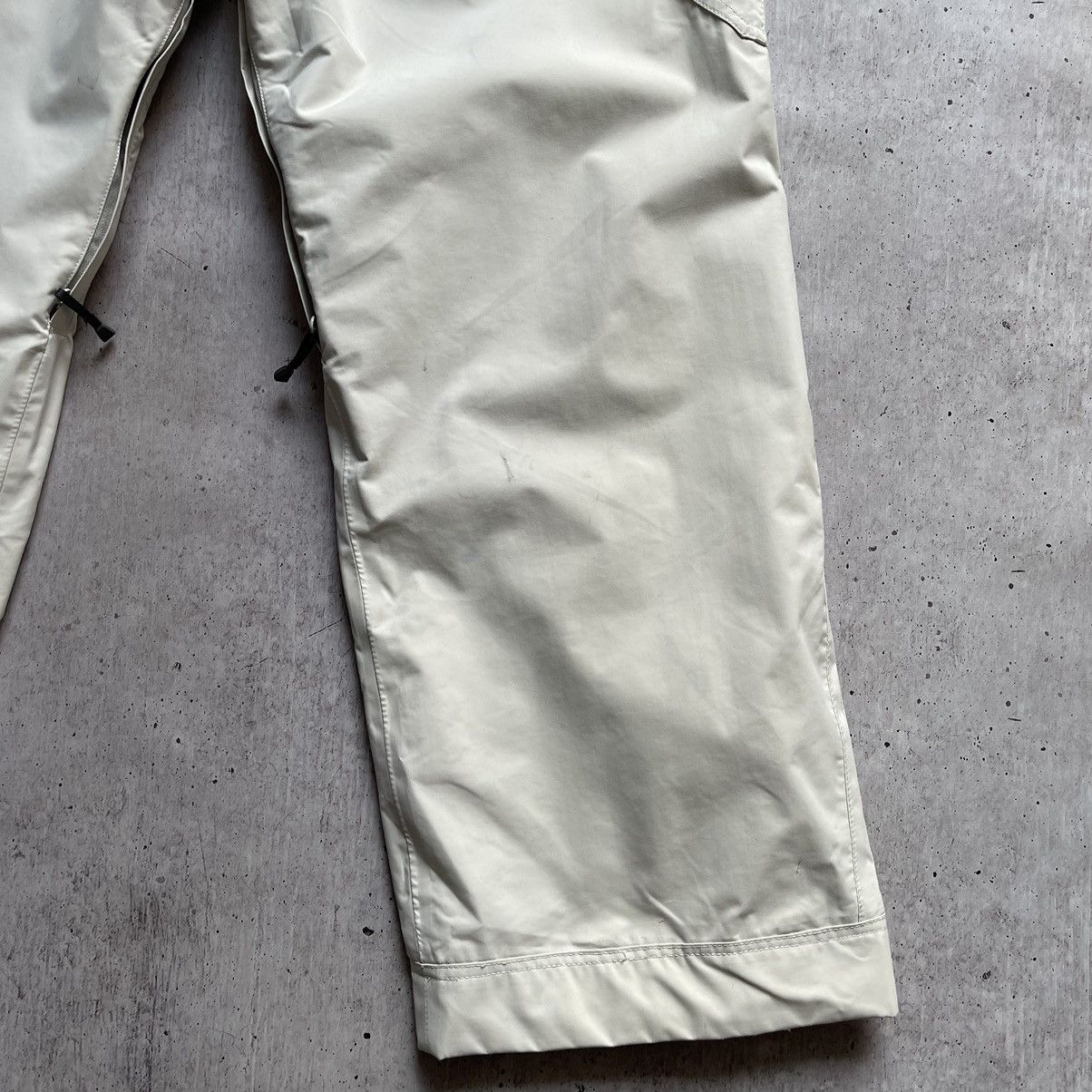 Helly Hansen Helly Hansen white/cream ski outdoor pants Size US 32 / EU 48 - 9 Thumbnail