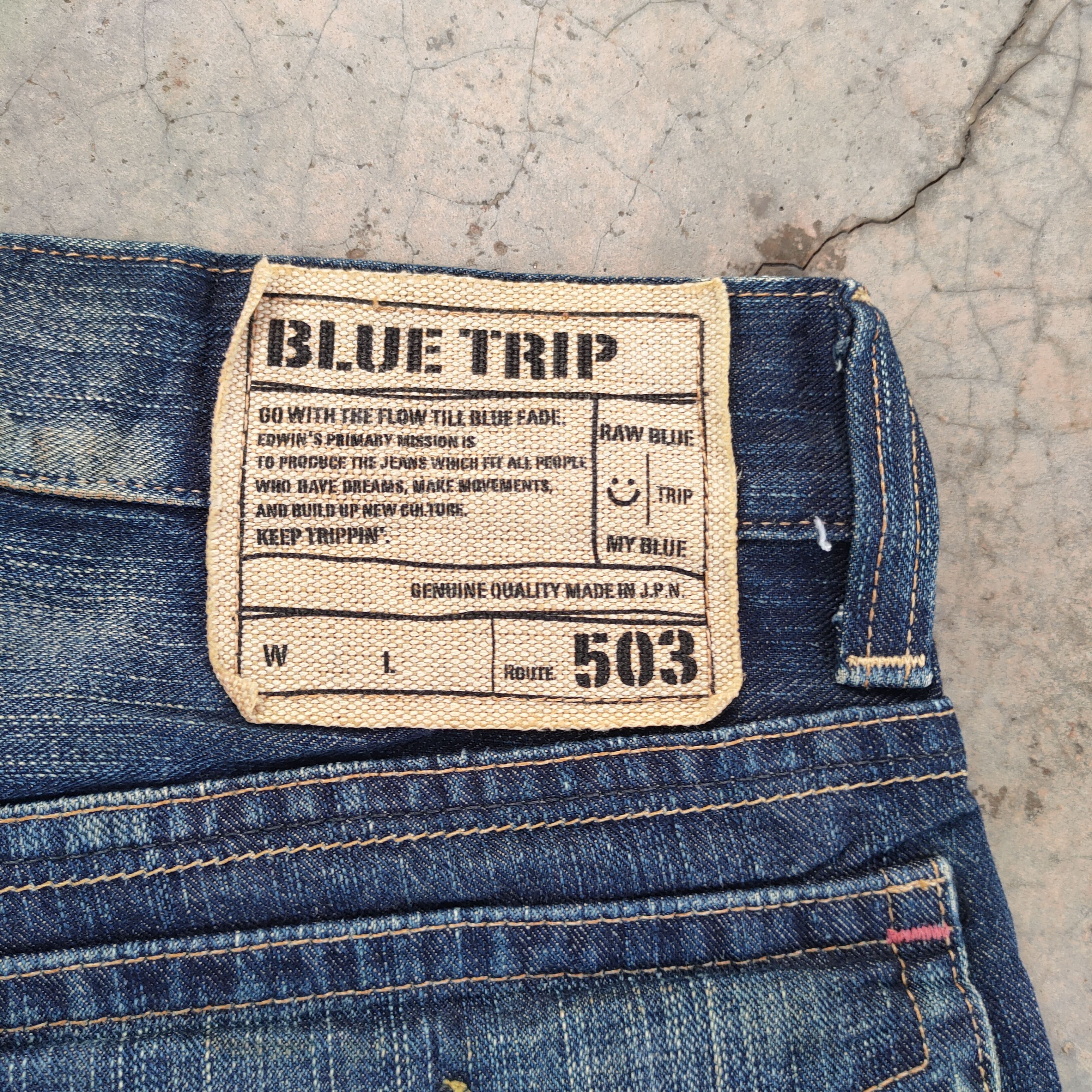 Edwin VINTAGE EDWIN BLUE TRIP FADED RIPPED JEANS DENIM PANTS Size US 34 / EU 50 - 12 Thumbnail