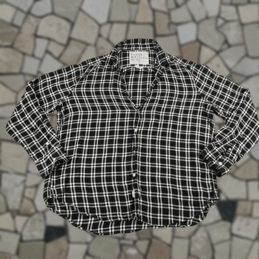 Frank & Eileen VINTAGE Frank & Eileen Shirt Womens Small Black White Plaid Relaxed Modal Button Up Top Size S / US 4 / IT 40 - 1 Thumbnail
