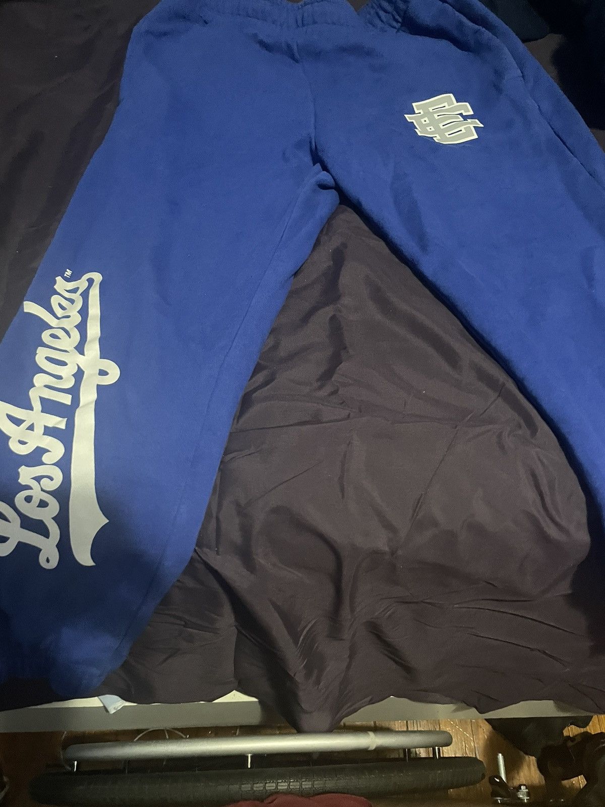 Eric Emanuel Los Angeles Eric Emmanuel sweatpants Size US 34 / EU 50 - 1 Thumbnail
