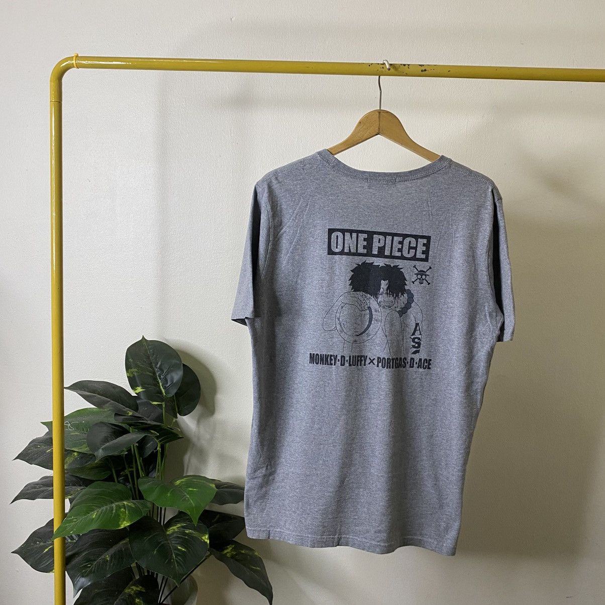 One Piece Vintage Anime Monkey D Luffy x Portgas D Ace One Piece Tee Size US L / EU 52-54 / 3 - 1 Thumbnail