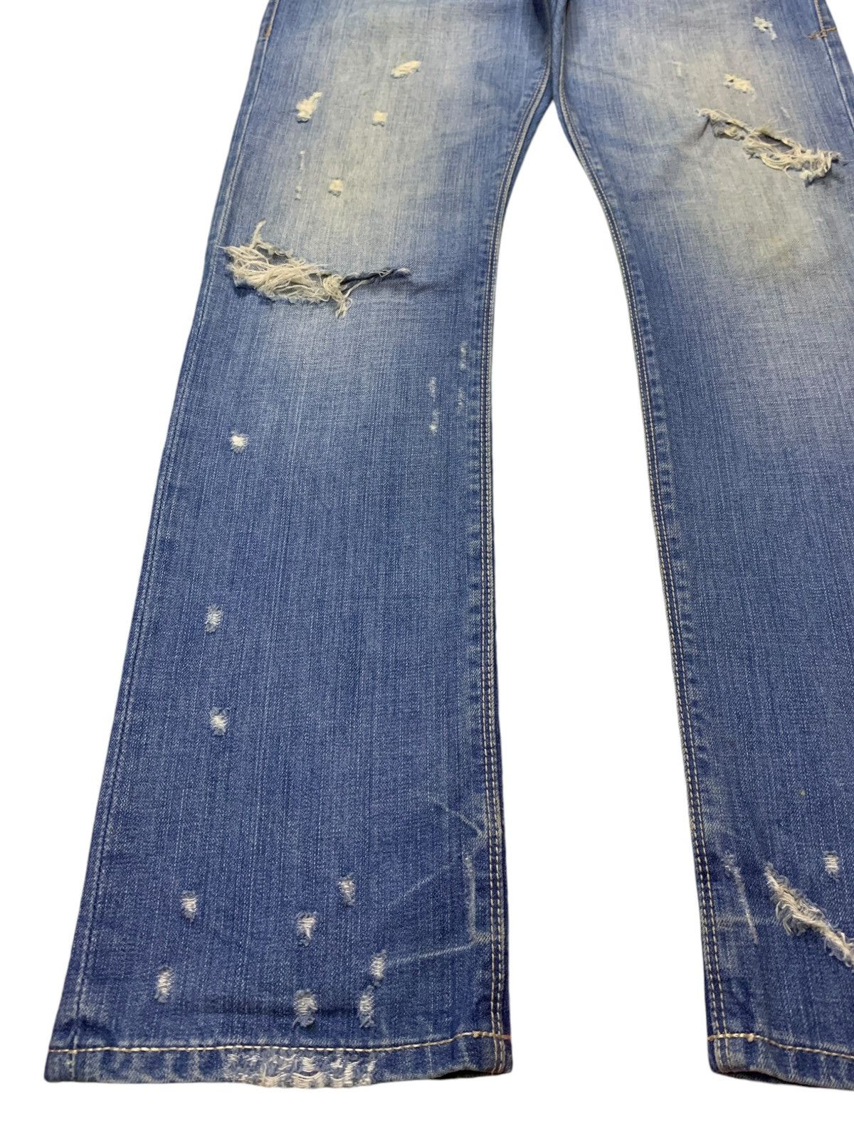Japanese Brand Vintage Japanese Brand Faded Wash Buckle Back Jeans Size US 33 - 6 Thumbnail