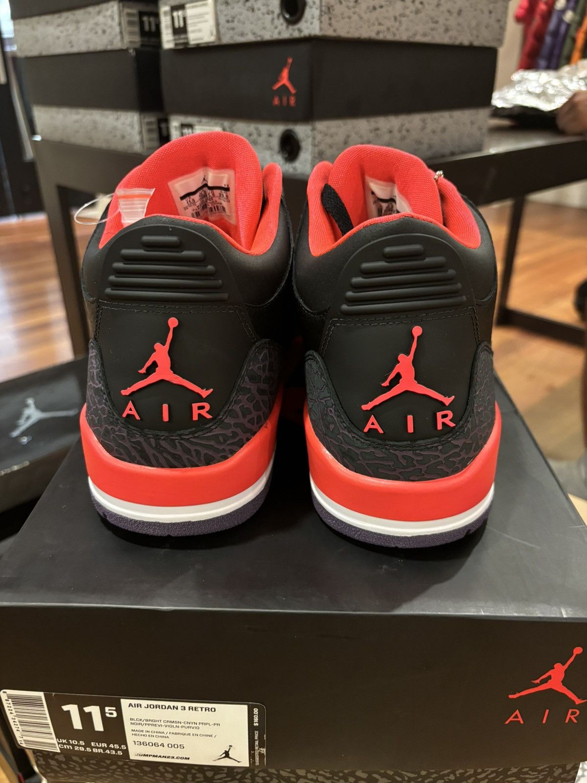 Jordan Brand Jordan 3 retro ‘crimson’ Size US 11.5 / EU 44-45 - 4 Thumbnail