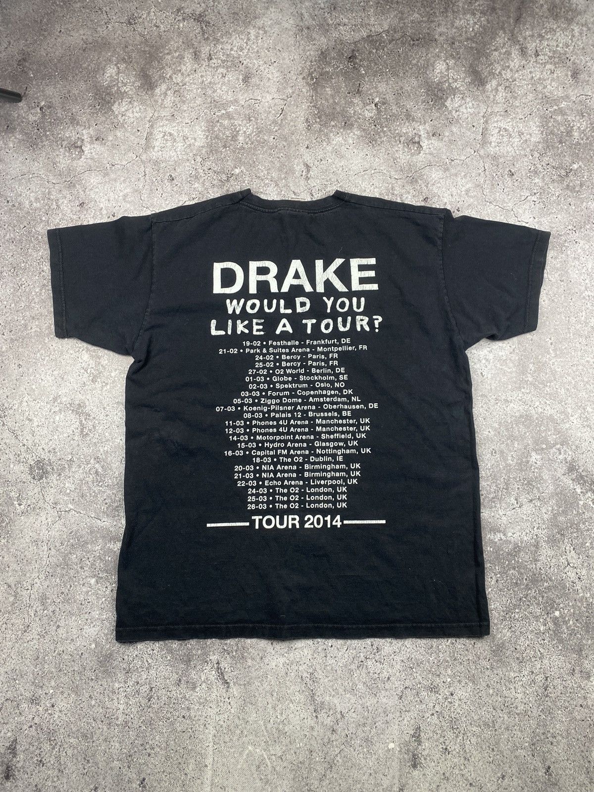 Drake × October's Very Own × Vintage Vintage Drake Would You Like A Tour 2014 T-shirt Size US L / EU 52-54 / 3 - 5 Thumbnail