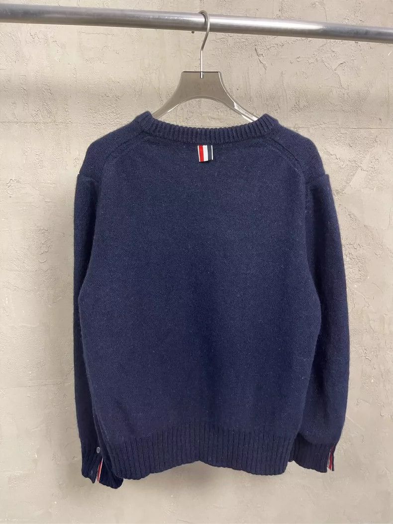 Thom Browne Thom Browne size4 Ma Hai Mao round neck sweater Size US XL / EU 56 / 4 - 2 Thumbnail