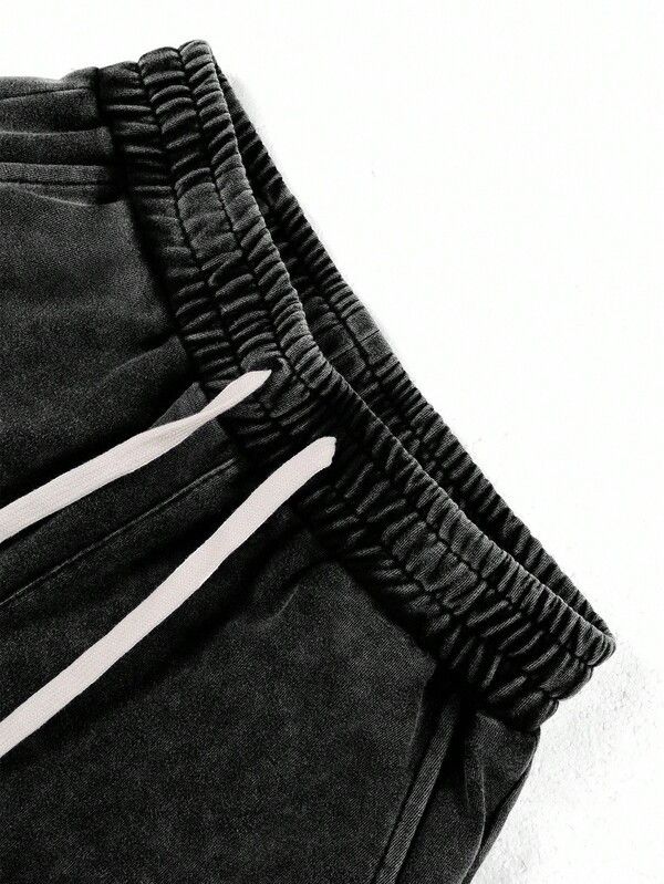 Japanese Brand Black Washed Cargo Sweatpants Size US 38 / EU 54 - 7 Thumbnail