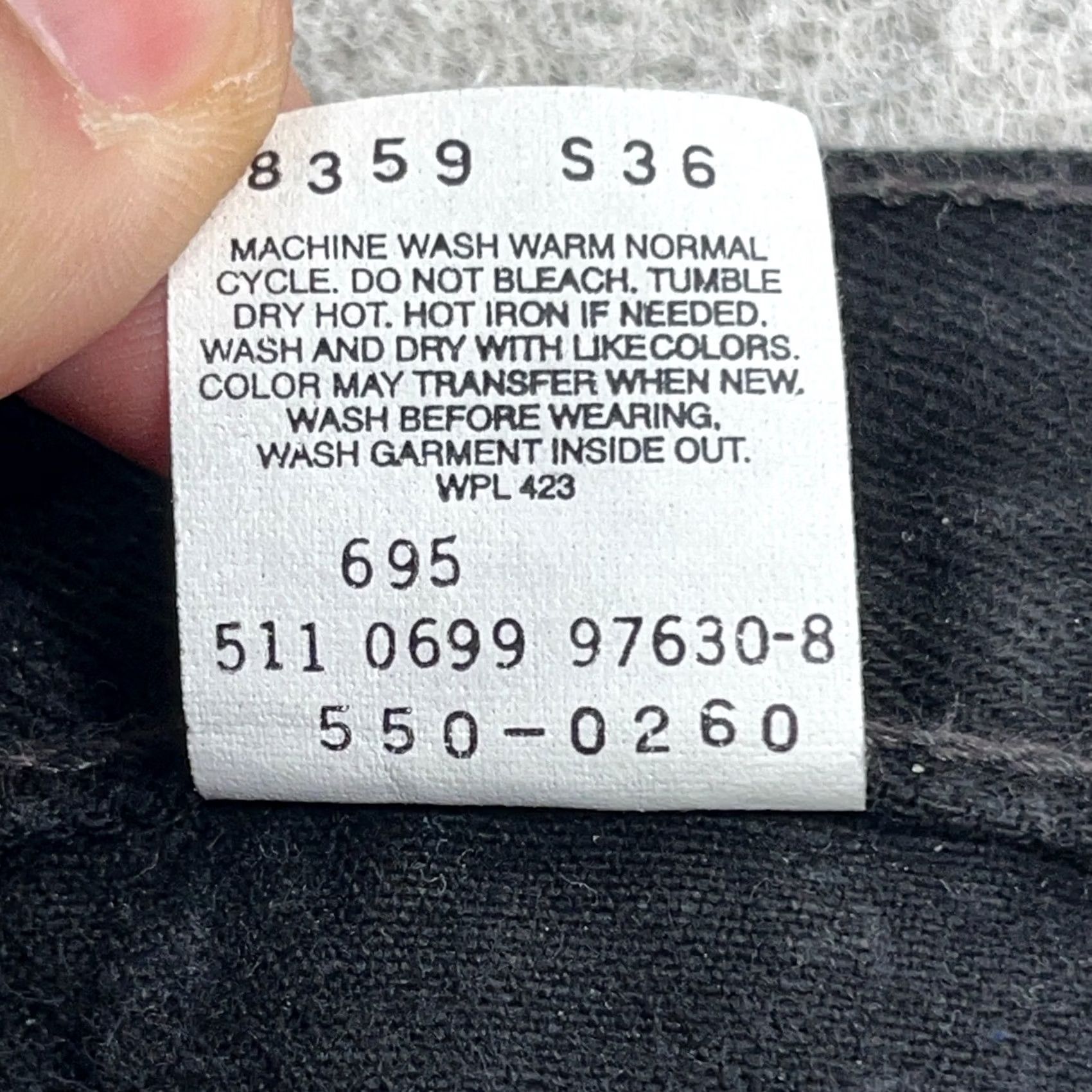Levi's VINTAGE Levi's 550 Jeans Men 40x30 Black Relaxed Fit Straight Leg 90s 1999 Size US 40 / EU 56 - 5 Thumbnail