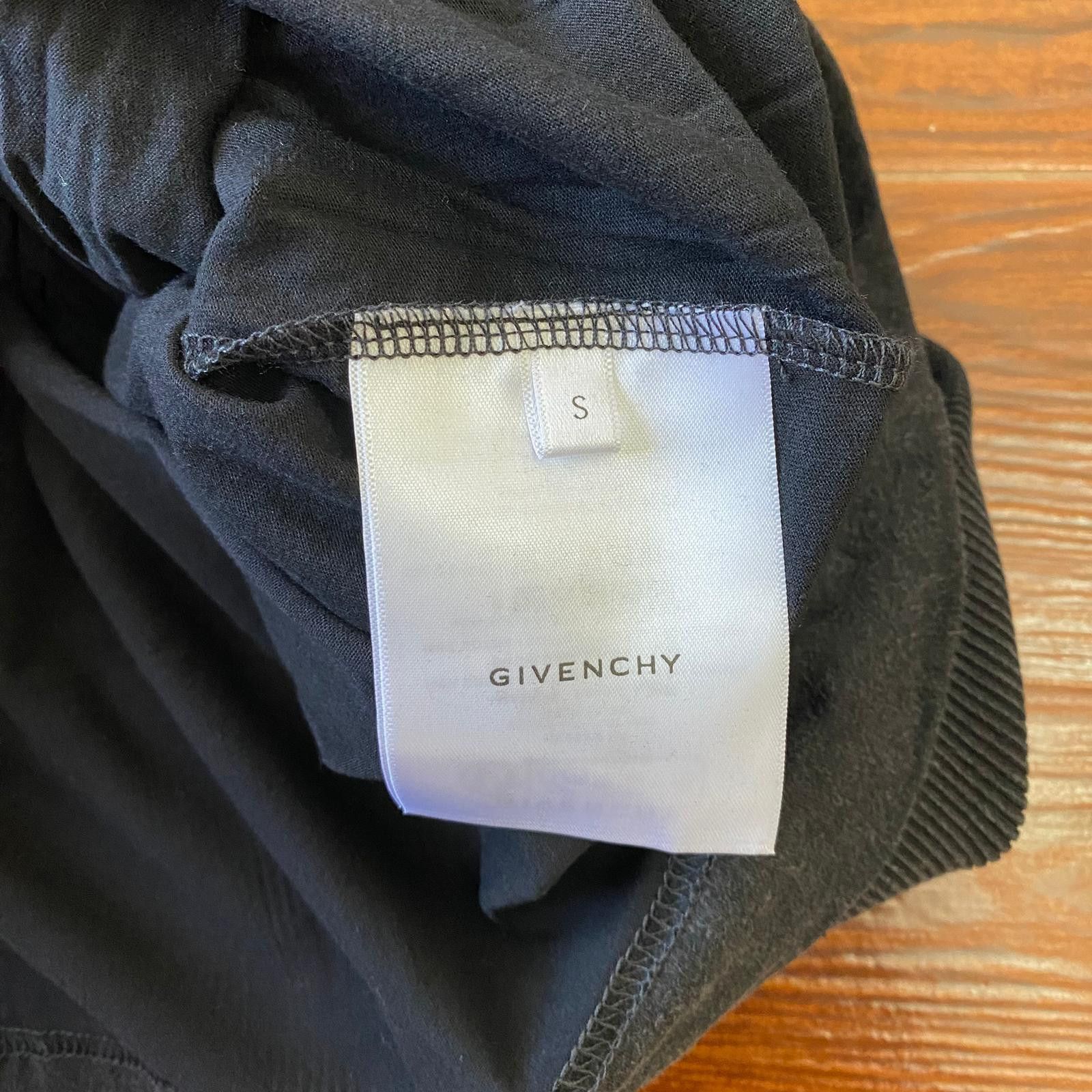 Givenchy Washed Black Double Layer Cut-Out Logo Hoodie Size US S / EU 44-46 / 1 - 7 Thumbnail