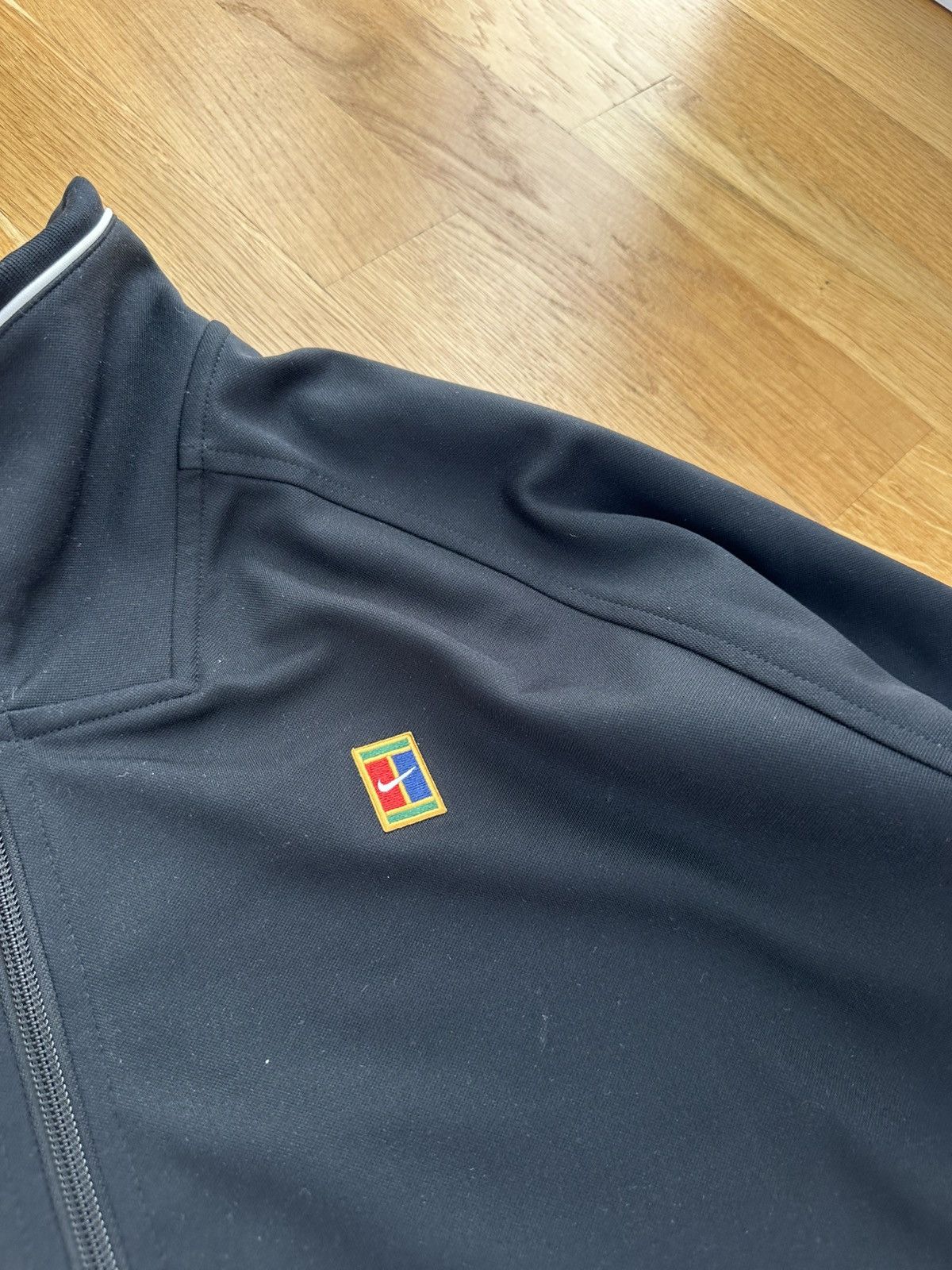 Nike Vintage Nike Court Light Zip Jacket Black Fit Y2K Size US XL / EU 56 / 4 - 8 Thumbnail