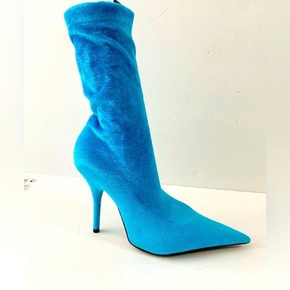 Balenciaga New Womens BALENCIAGA Velvet Printed Sock Boots Size 37","de Size US 7 / IT 37 - 1 Thumbnail