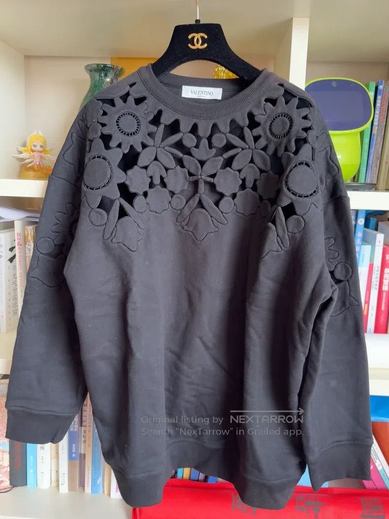 Valentino Valentino Sweatshirt Size XS / US 0-2 / IT 36-38 - 1 Thumbnail