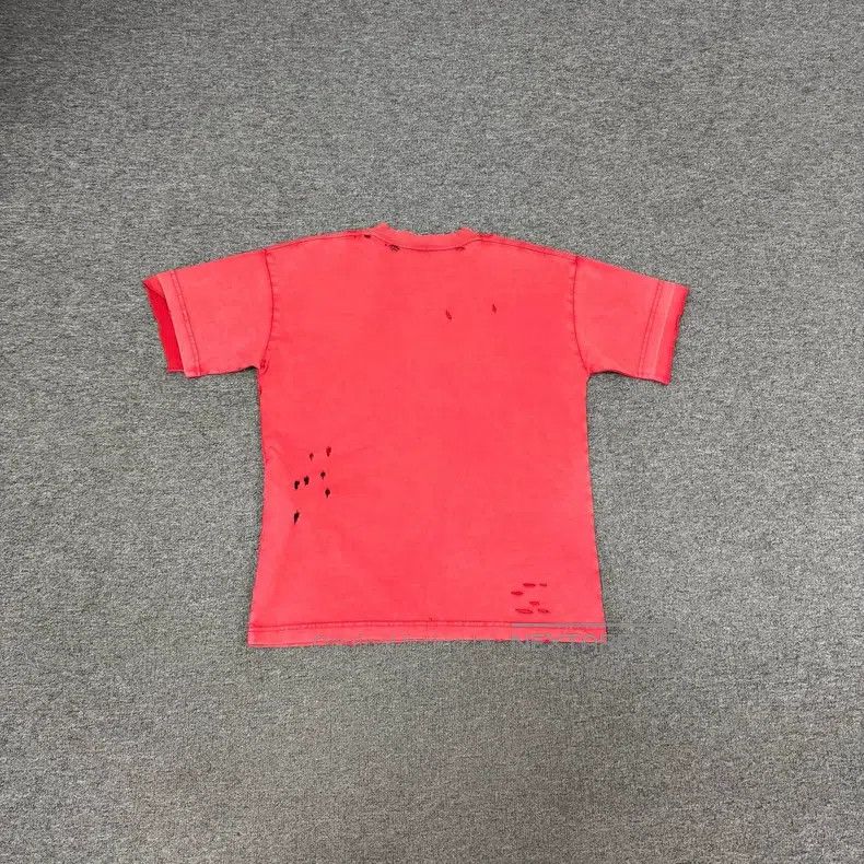 Balenciaga Balenciaga Red Faded Hole Printed Short Sleeve T-Shirt Size US XS / EU 42 / 0 - 2 Thumbnail