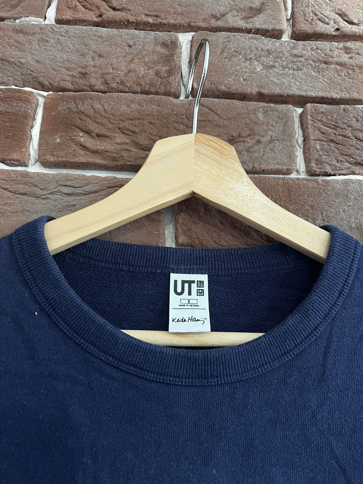 Keith Haring Keith Haring x Uniqlo Sweatshirt Crewneck Hype Streetwear / Size US S / EU 44-46 / 1 - 3 Thumbnail