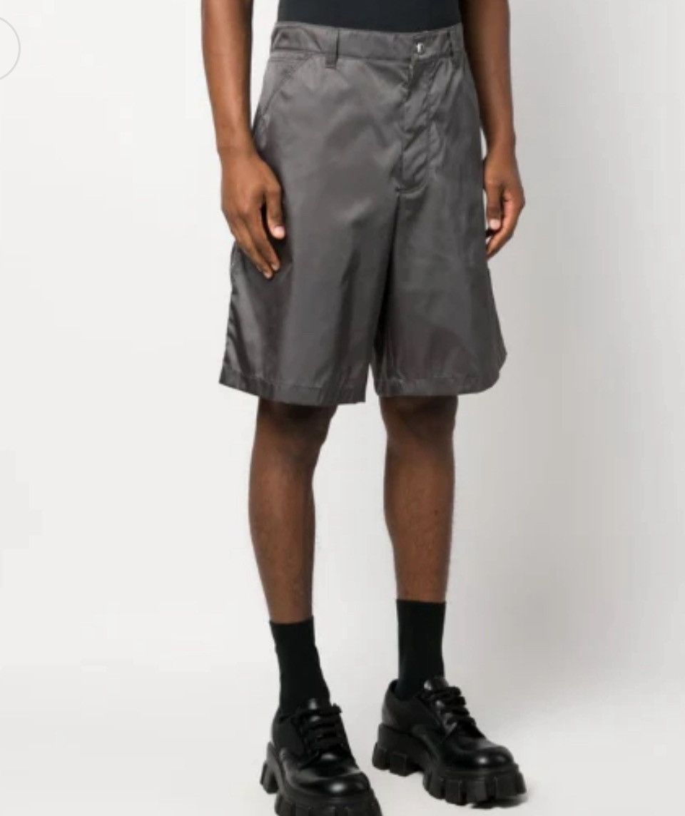 Prada Prada Gray Re-Nylon Shorts Size US 30 / EU 46 - 2 Thumbnail
