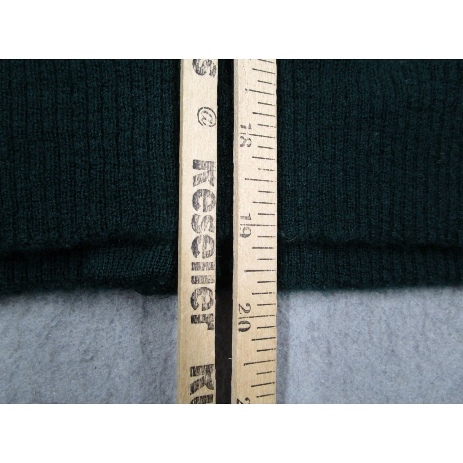 Vintage VINTAGE Busnel Wool Cardigan Sweater Women XS Green Long Sleeve Button Up Casual Retro Size XS / US 0-2 / IT 36-38 - 6 Thumbnail