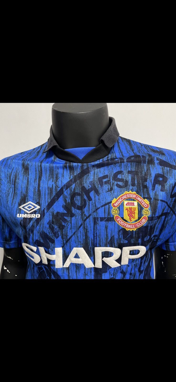 Vintage Umbro Manchester United soccer jersey rare blue Away