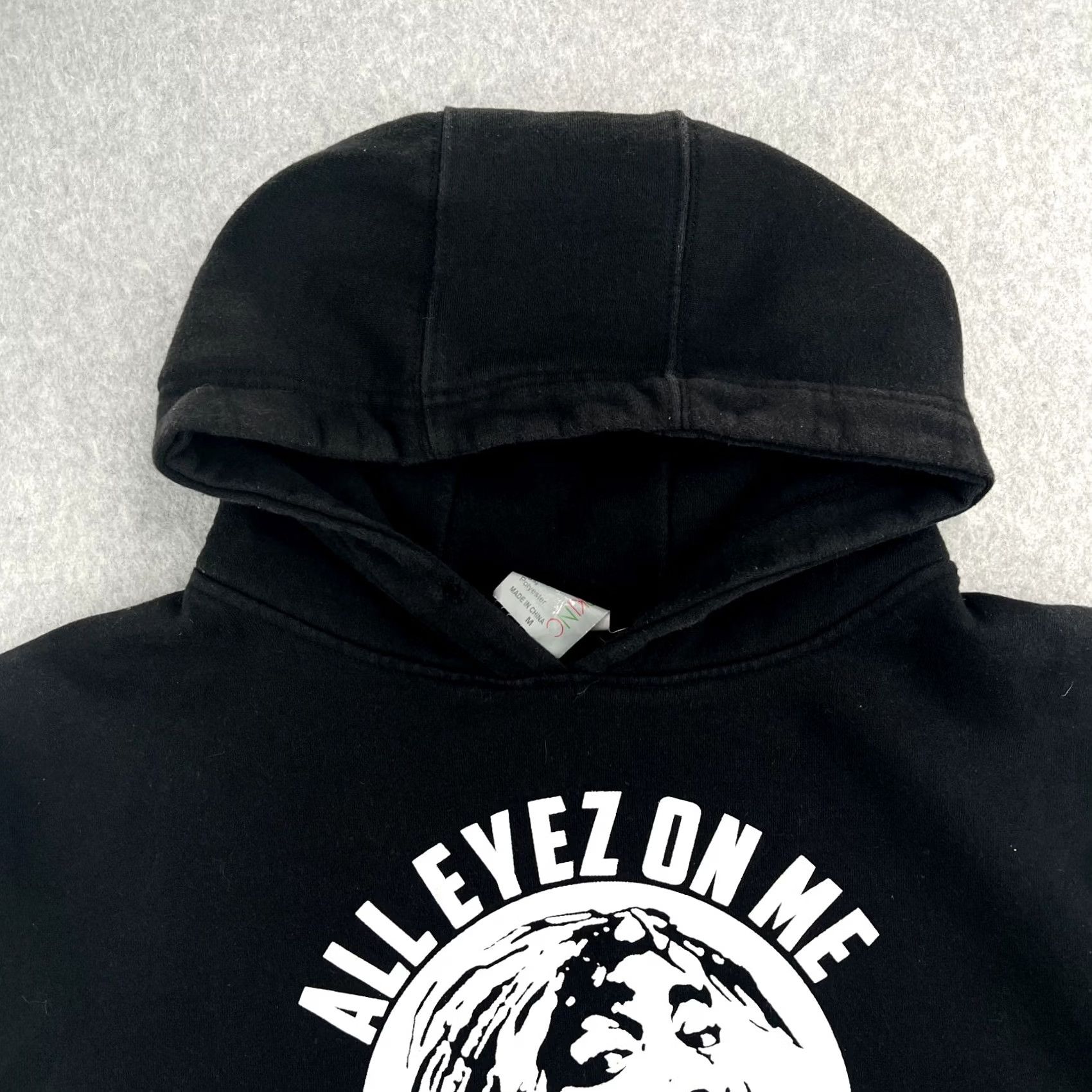 Vintage 2pac Tupac Shakur Sweatshirt Black Hoodie Adult M Magazine Cover Music RARE Size US M / EU 48-50 / 2 - 7 Thumbnail