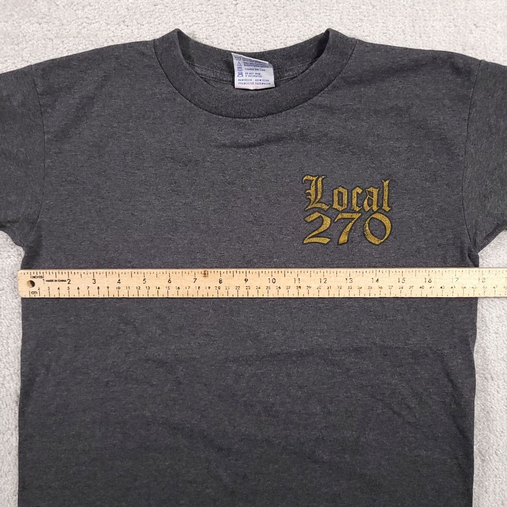Vintage VINTAGE Bayside's Best Carpenters Local 270 T-Shirt Mens Small Gray Made in USA Size US S / EU 44-46 / 1 - 5 Thumbnail