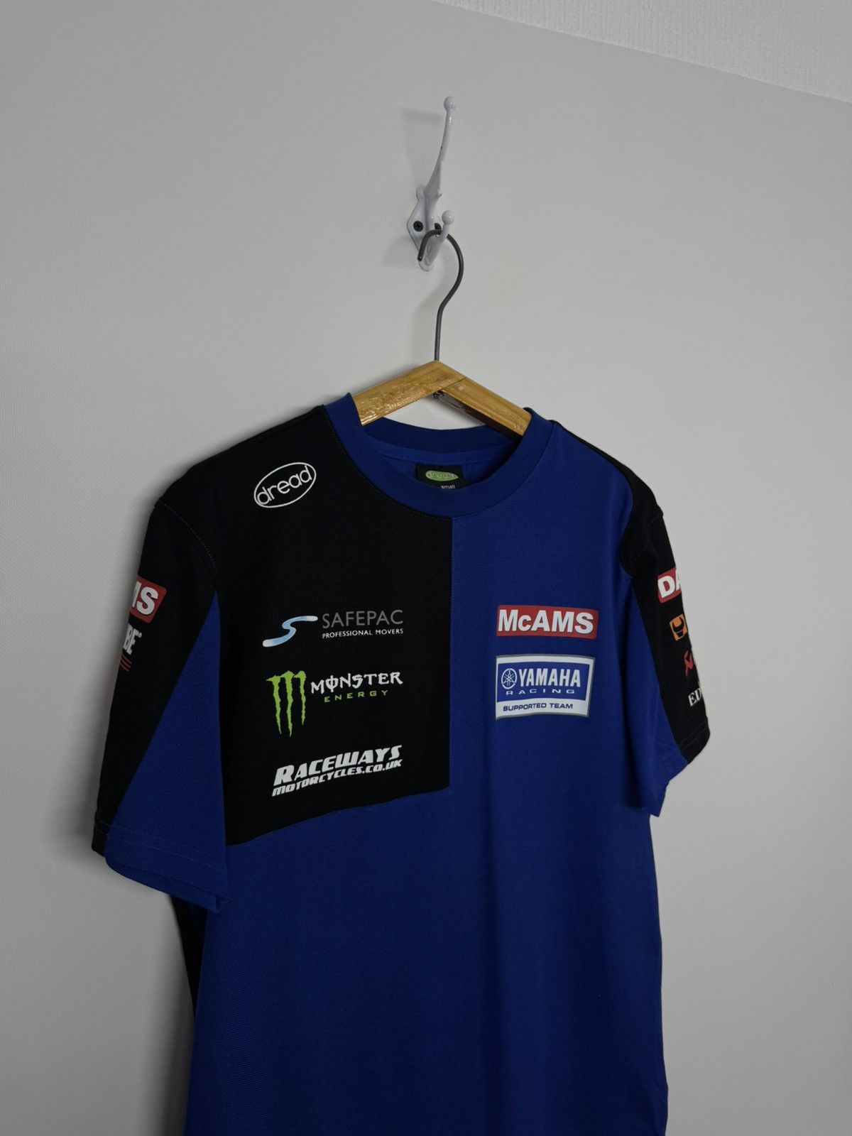 Yamaha Vintage Y2k Yamaha Mcams British Superbikes Team T Shirt Size US S / EU 44-46 / 1 - 4 Thumbnail