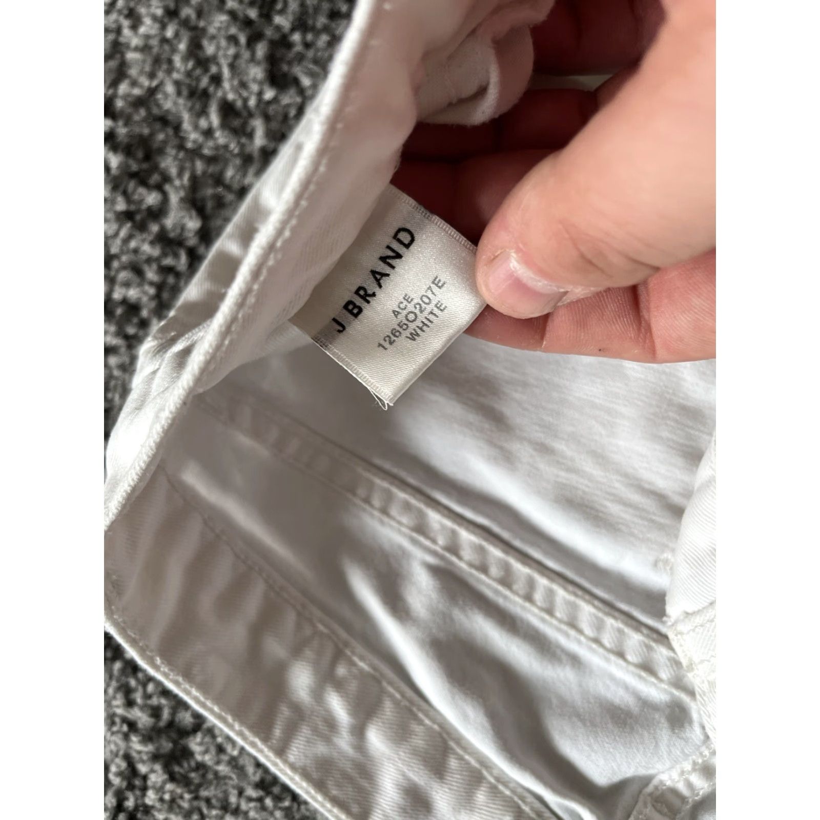 J Brand J Brand for Theory Ace Cropped High Rise Straight Jeans Size 23 White Denim Womens Size 40" / US 18 - 6 Thumbnail