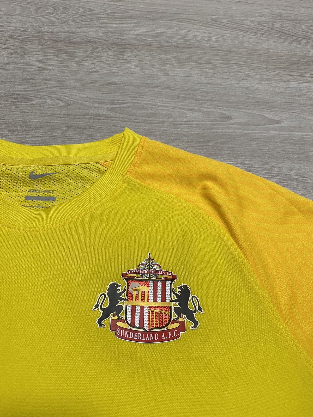 Nike AUTHENTIC SUNDERLAND 2021-22 HOME FOOTBALL SHIRT LARGE NIKE Size US L / EU 52-54 / 3 - 2 Thumbnail
