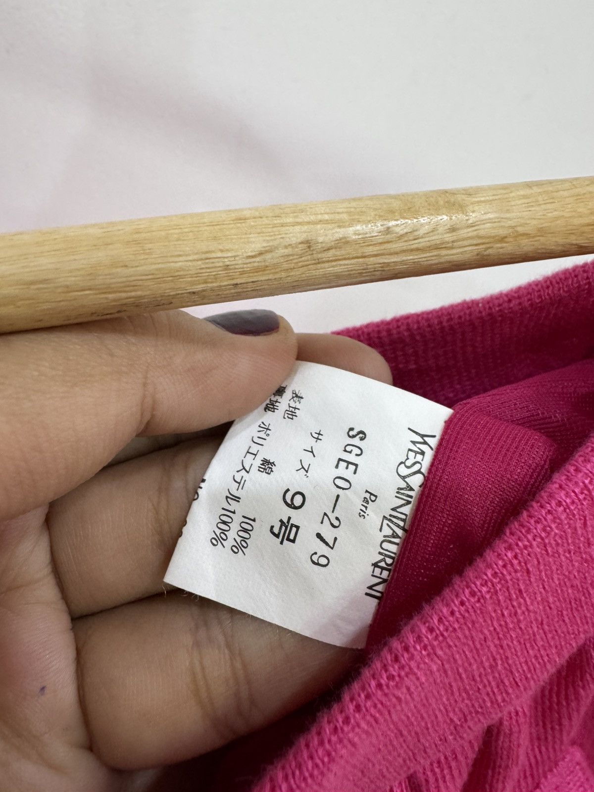 Designer × Yves Saint Laurent Pink ‘YSL’ midi skirt Size 30" / US 8 / IT 44 - 4 Thumbnail