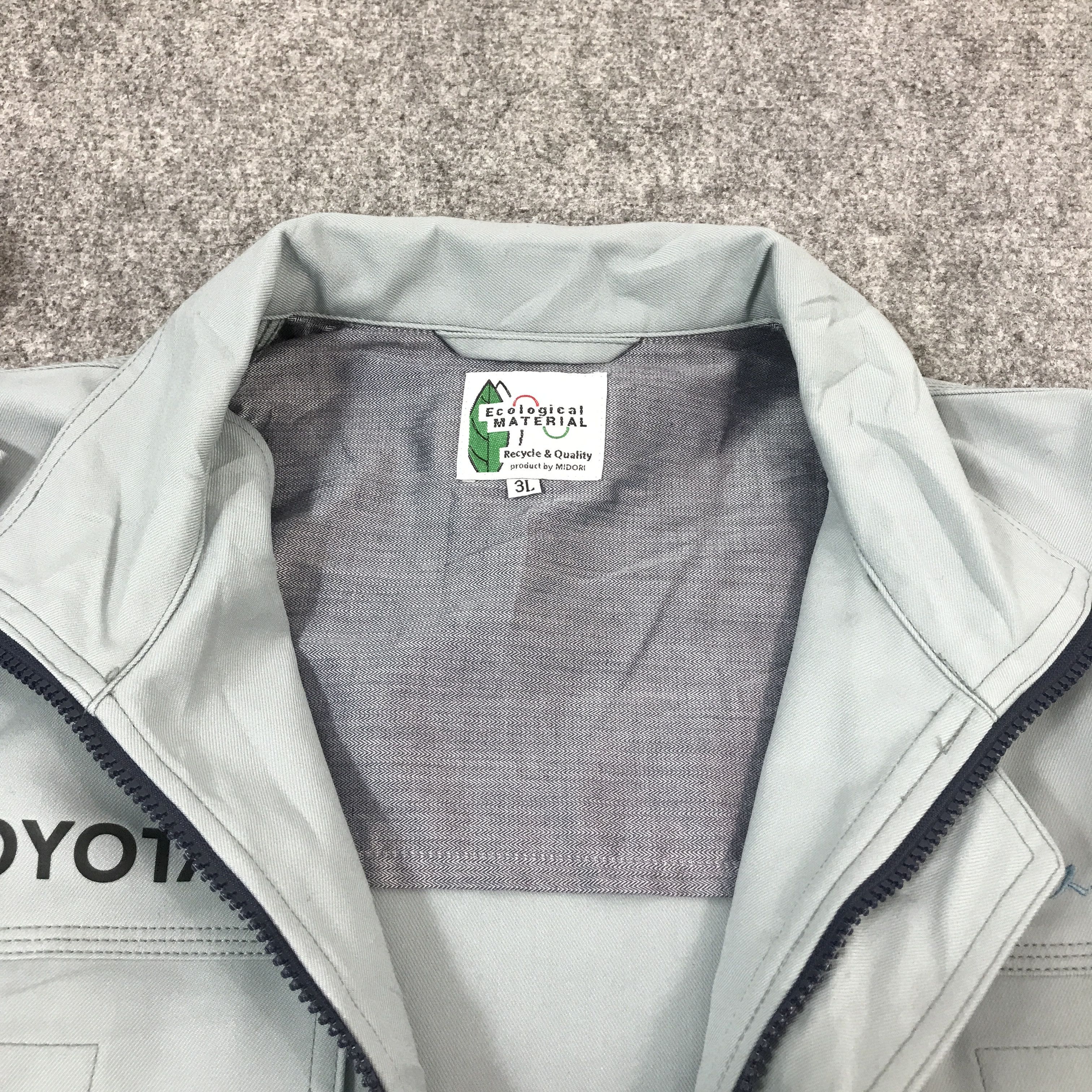Japanese Brand TOYOTA UNIFORM JAPAN MOTORSPORT CUSTOM JACKET Size US L / EU 52-54 / 3 - 7 Thumbnail
