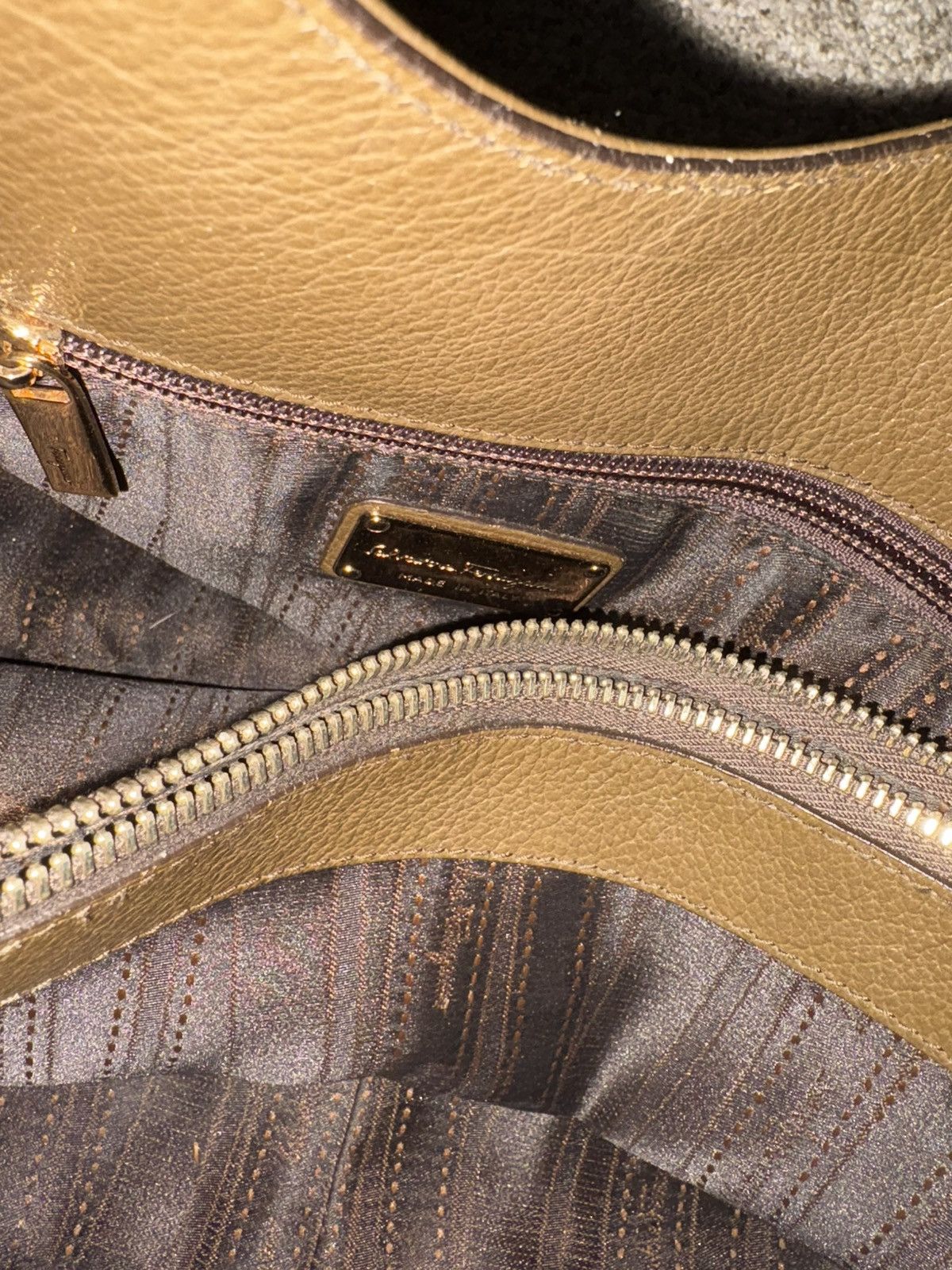 Salvatore Ferragamo Salvatore Ferragamo Betulla Chain Handle Tote Size ONE SIZE - 3 Thumbnail