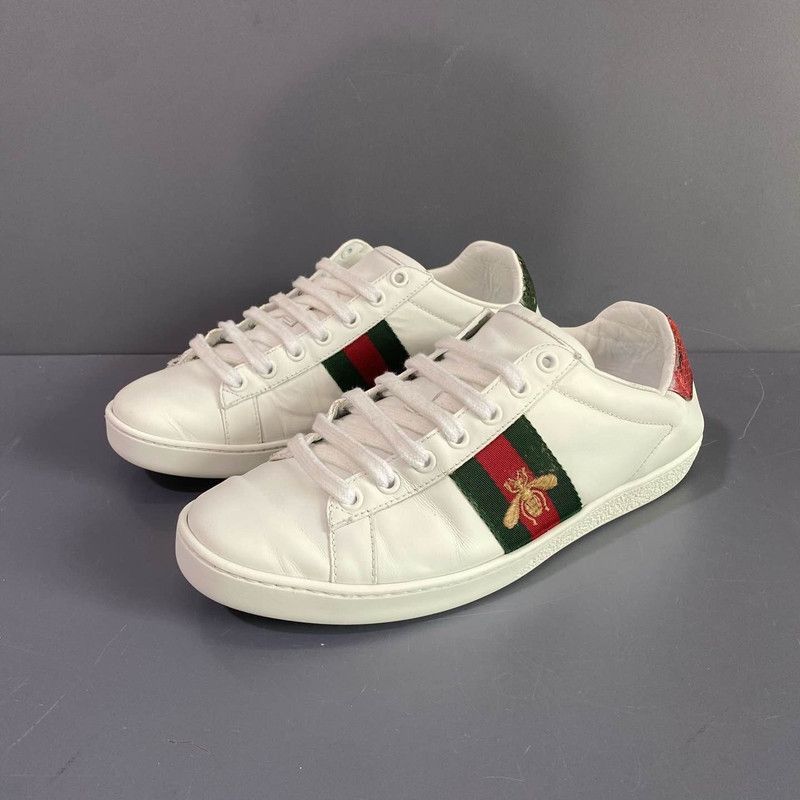 Gucci Gucci Ace Bee Embroidered Low-Top Sneakers Size US 6 / IT 36 - 1 Thumbnail