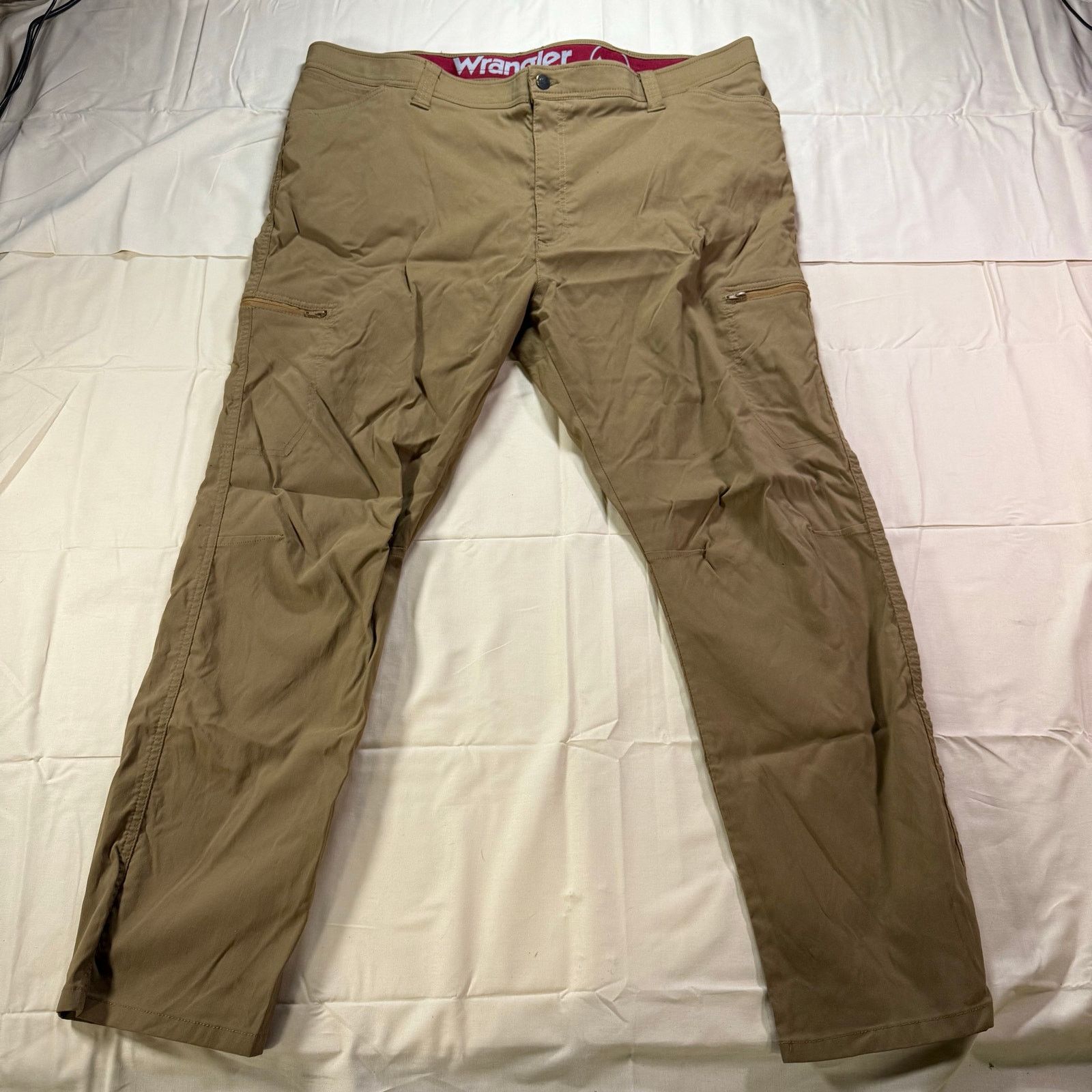 Wrangler Wrangler Pant 44x30 Gray All Terrain Gear Cargo ATG LOT OF 2 Size US 44 / EU 60 - 11 Thumbnail