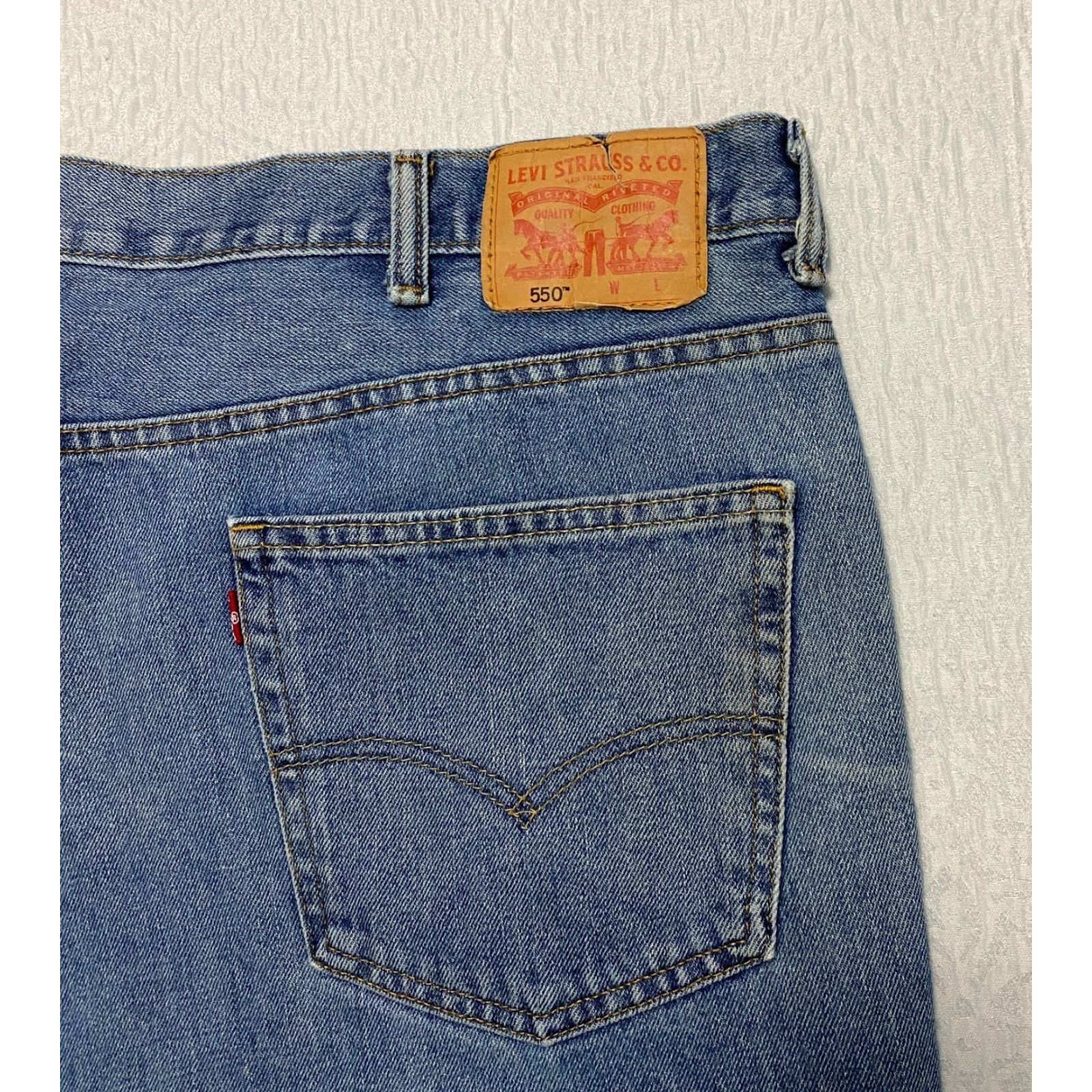 Levi's VINTAGE Levi's 550 Relaxed Fit Jeans 48×32 Blue Denim Pants Baggy Mens Jeans 5-Pocket Design Straight Size US 32 / EU 48 - 6 Thumbnail