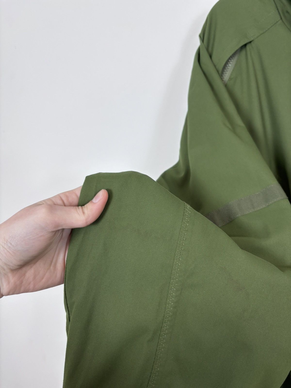 Oakley Vintage Oakley Men’s Dark Green Technical Ski Jacket Size US XL / EU 56 / 4 - 13 Thumbnail