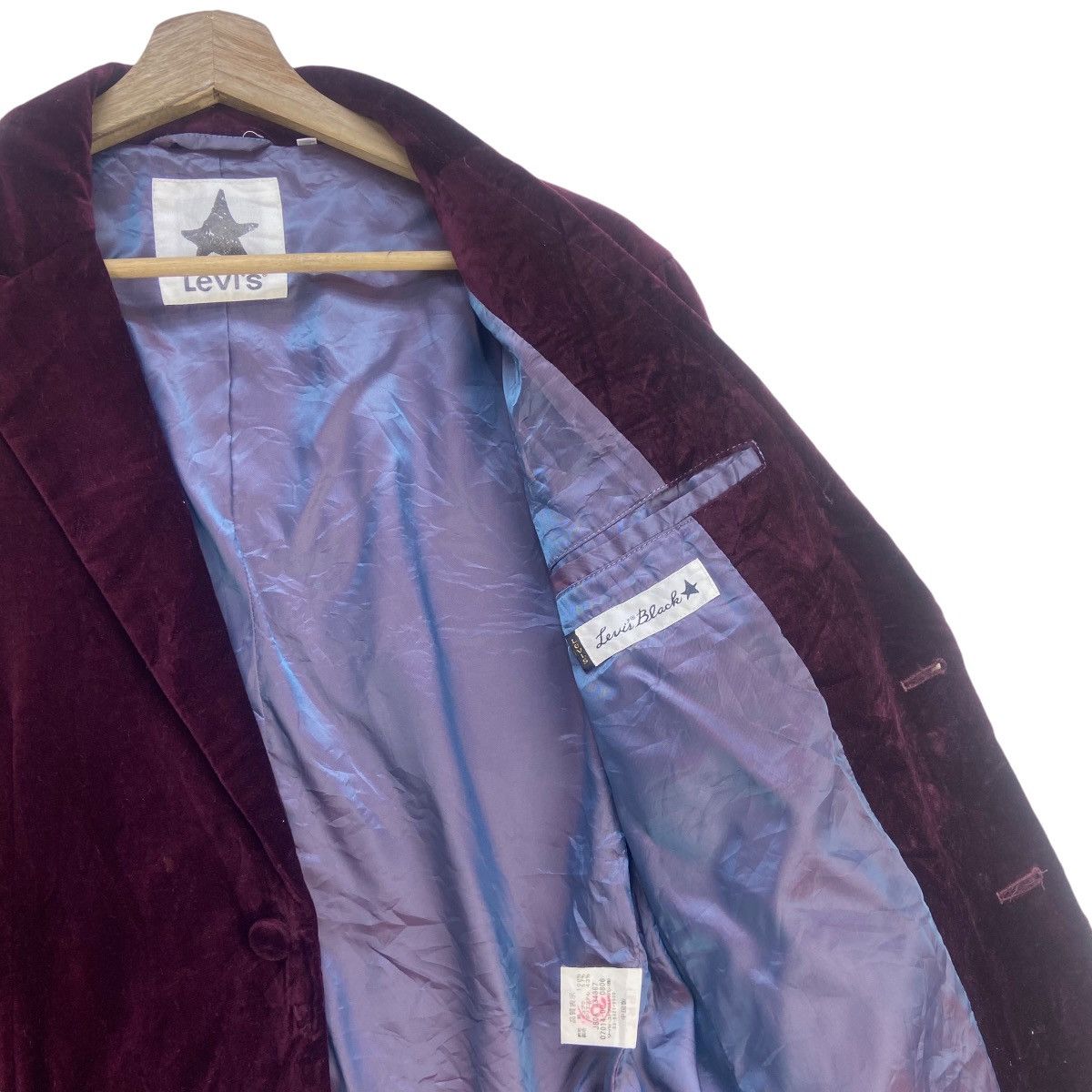 Levi's × Velvet Levi’s Black Velvet Maroon Stylish Jacket Size US S / EU 44-46 / 1 - 10 Thumbnail