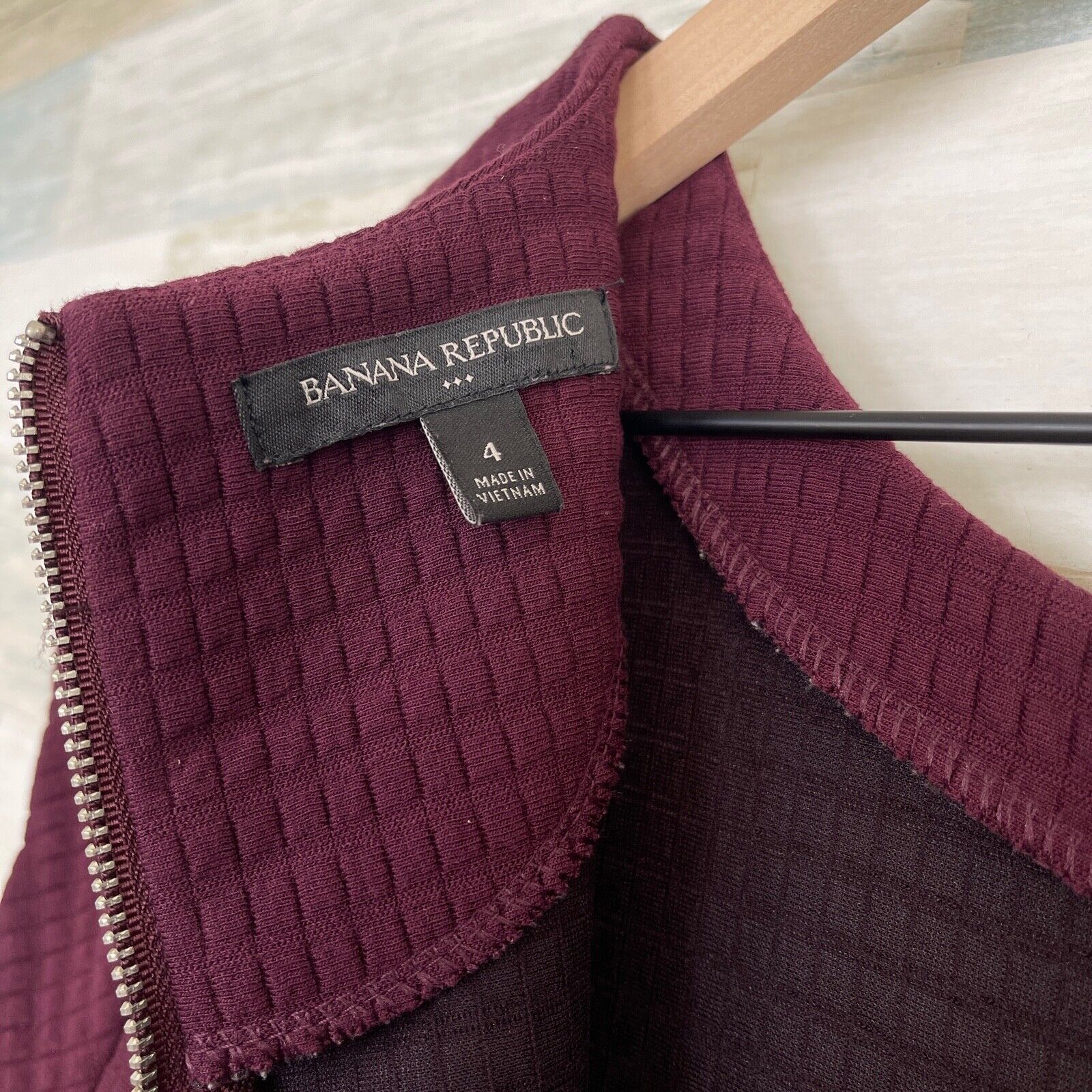 Banana Republic Banana Republic Ponte Fit & Flare Knit Dress Purple Womens 4 Size S / US 4 / IT 40 - 6 Thumbnail