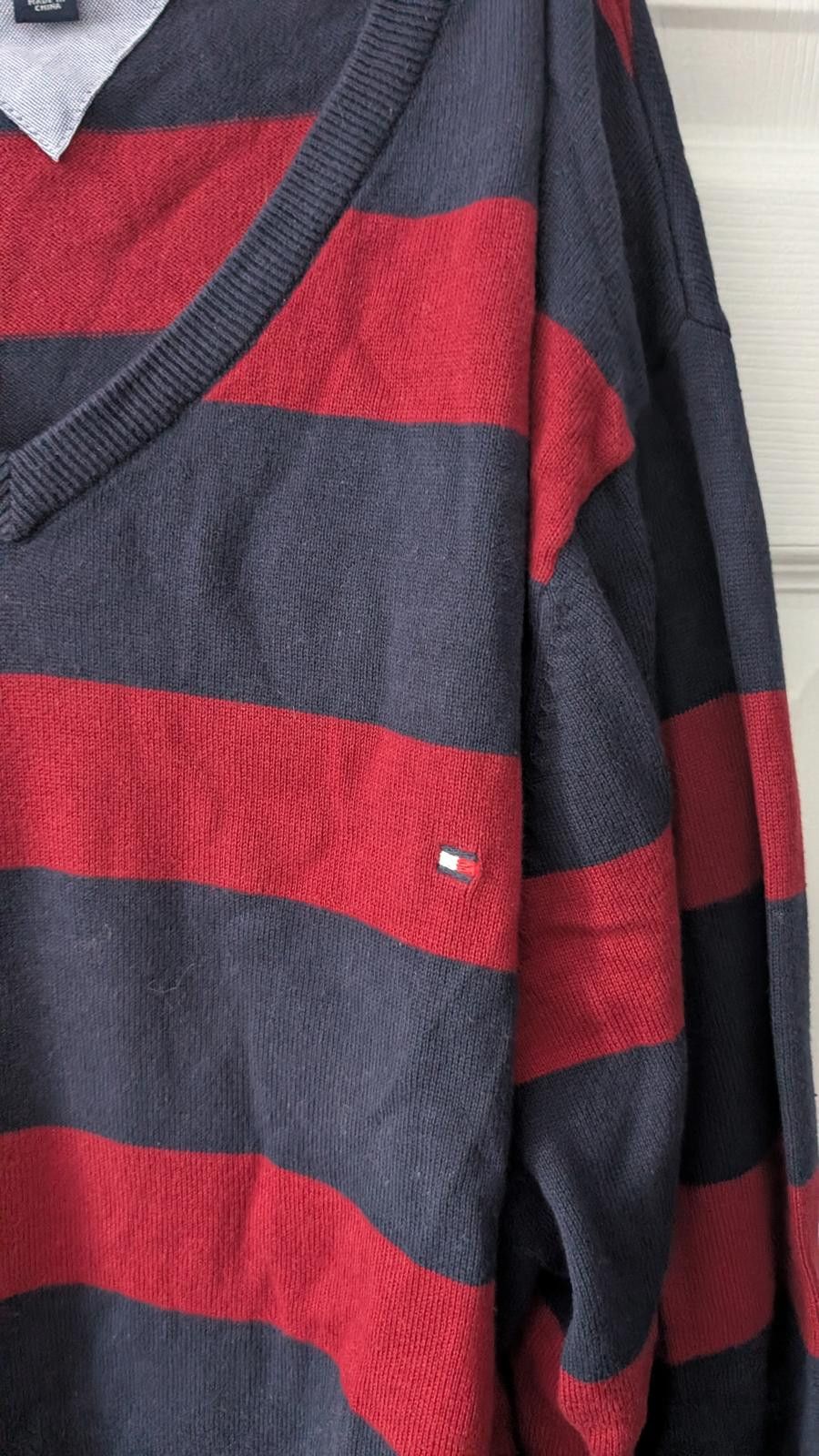 Tommy Hilfiger Tommy Hilfiger Men’s V-Neck Sweater Navy Stripe Size XXL Size US XXL / EU 58 / 5 - 3 Thumbnail