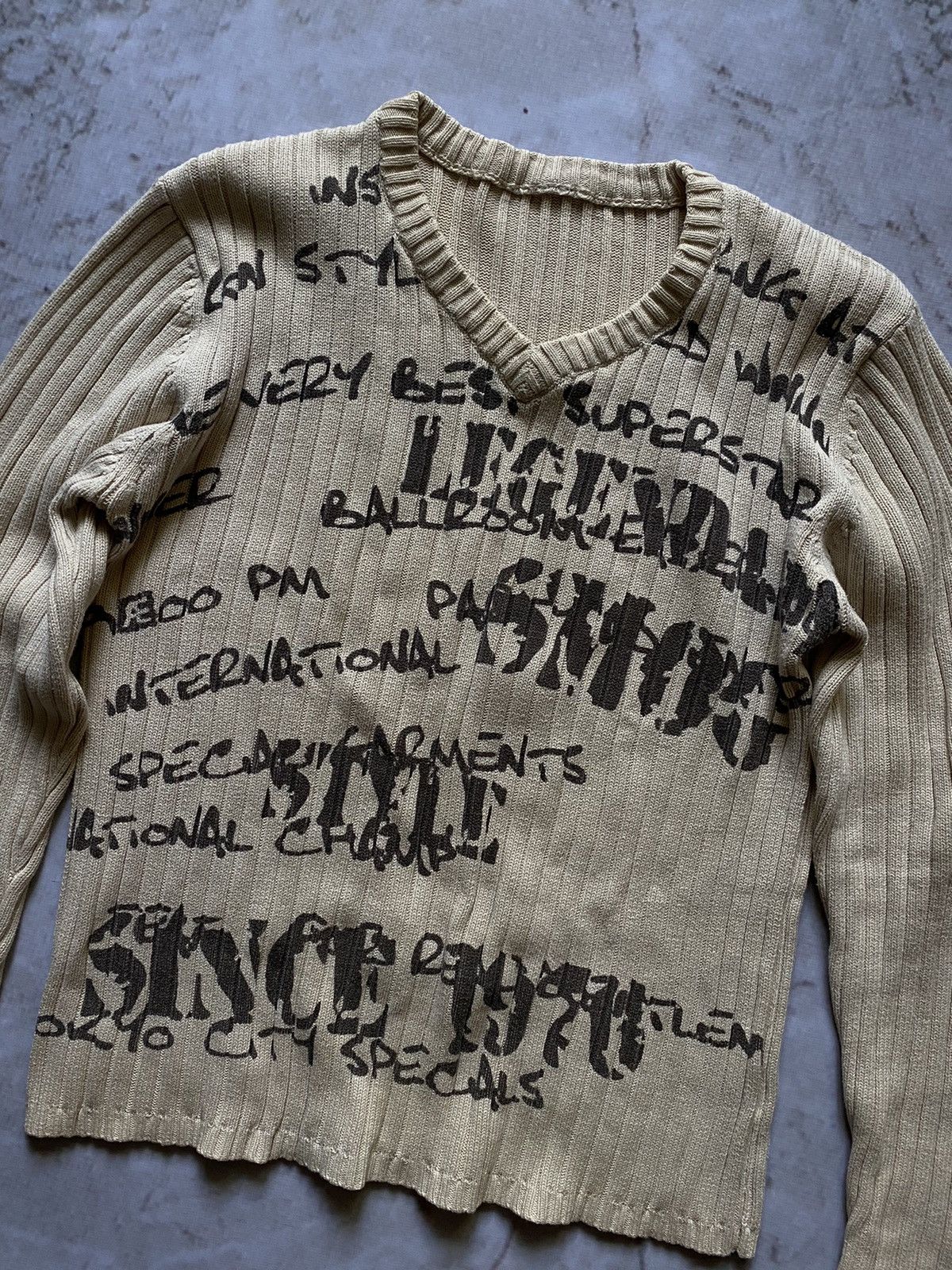 Vintage Vintage AvantGarde Knit Sweater Japanese Y2k style Size US M / EU 48-50 / 2 - 2 Thumbnail