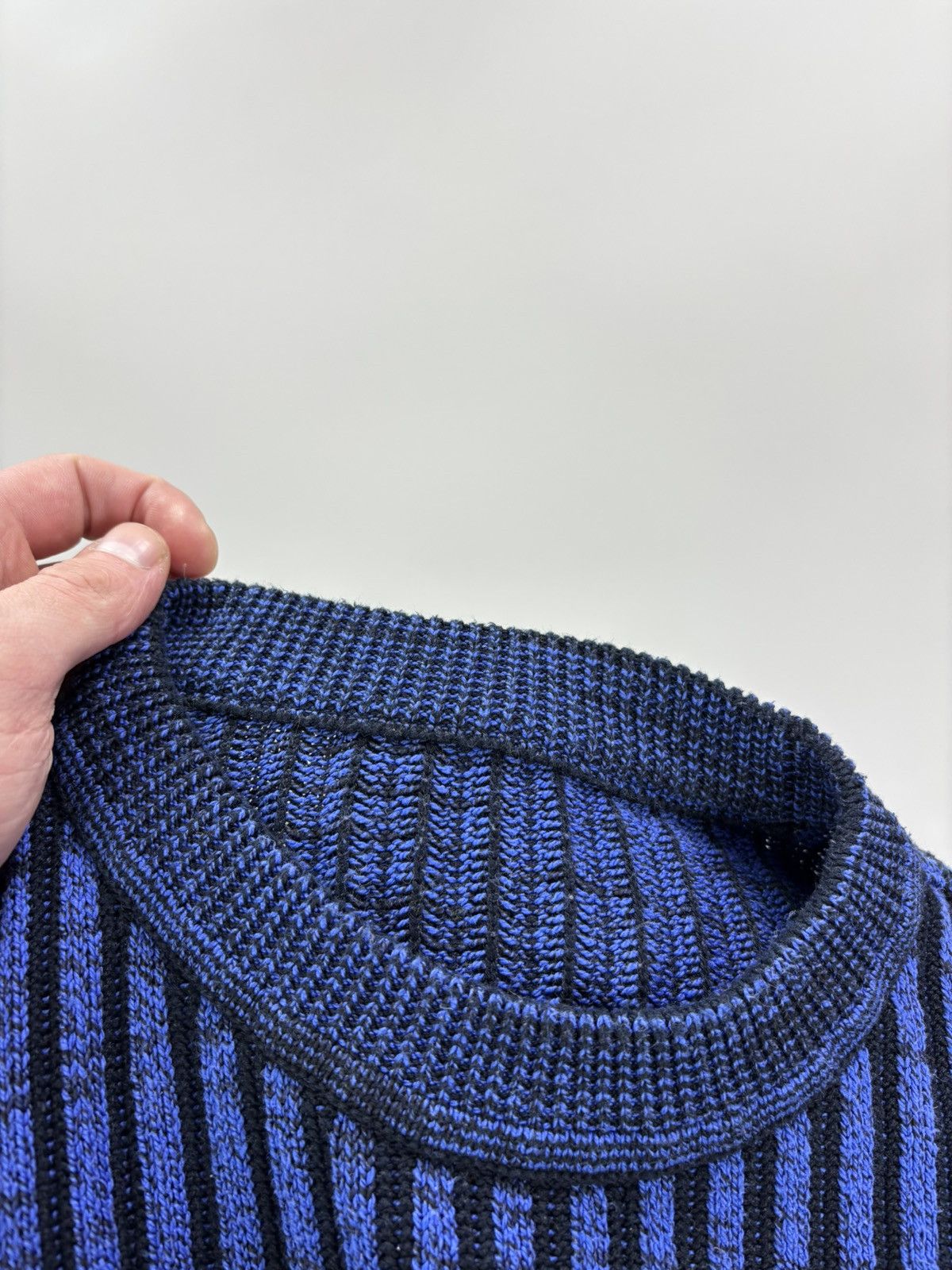 Carlo Colucci Mens sweater Carlo Colucci Size 52 Color Blue Size US L / EU 52-54 / 3 - 11 Thumbnail