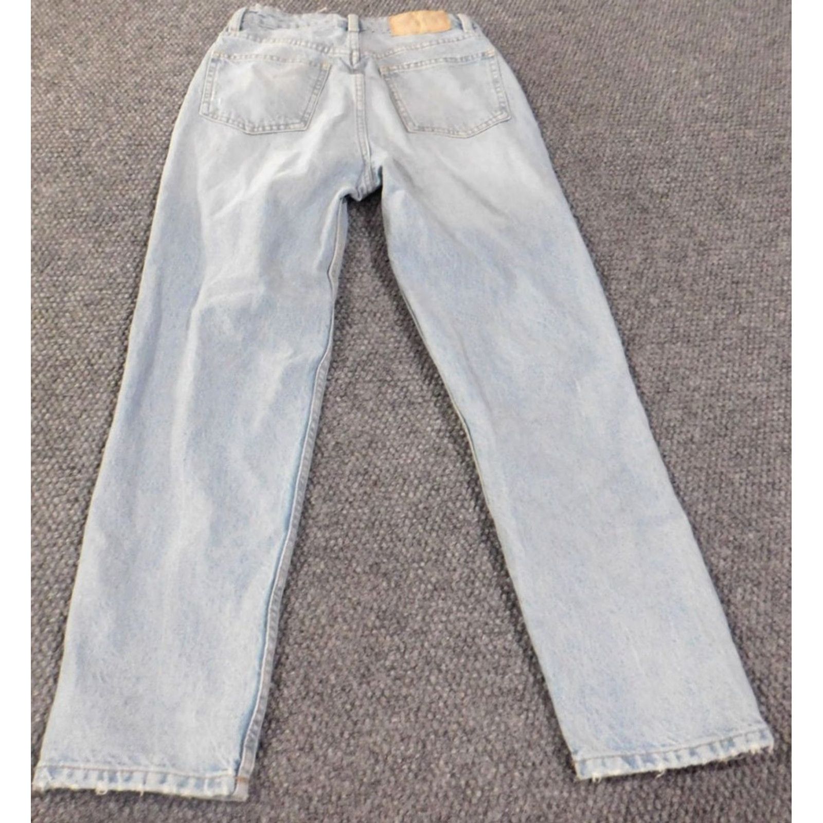 Zara Zara Jeans Womens 2 blue straight light wash retro distressed denim Jeans Women Regular 2 24in Blue Distressed Retro 2000s Womens Size 26" / US 2 / IT 38 - 7 Thumbnail