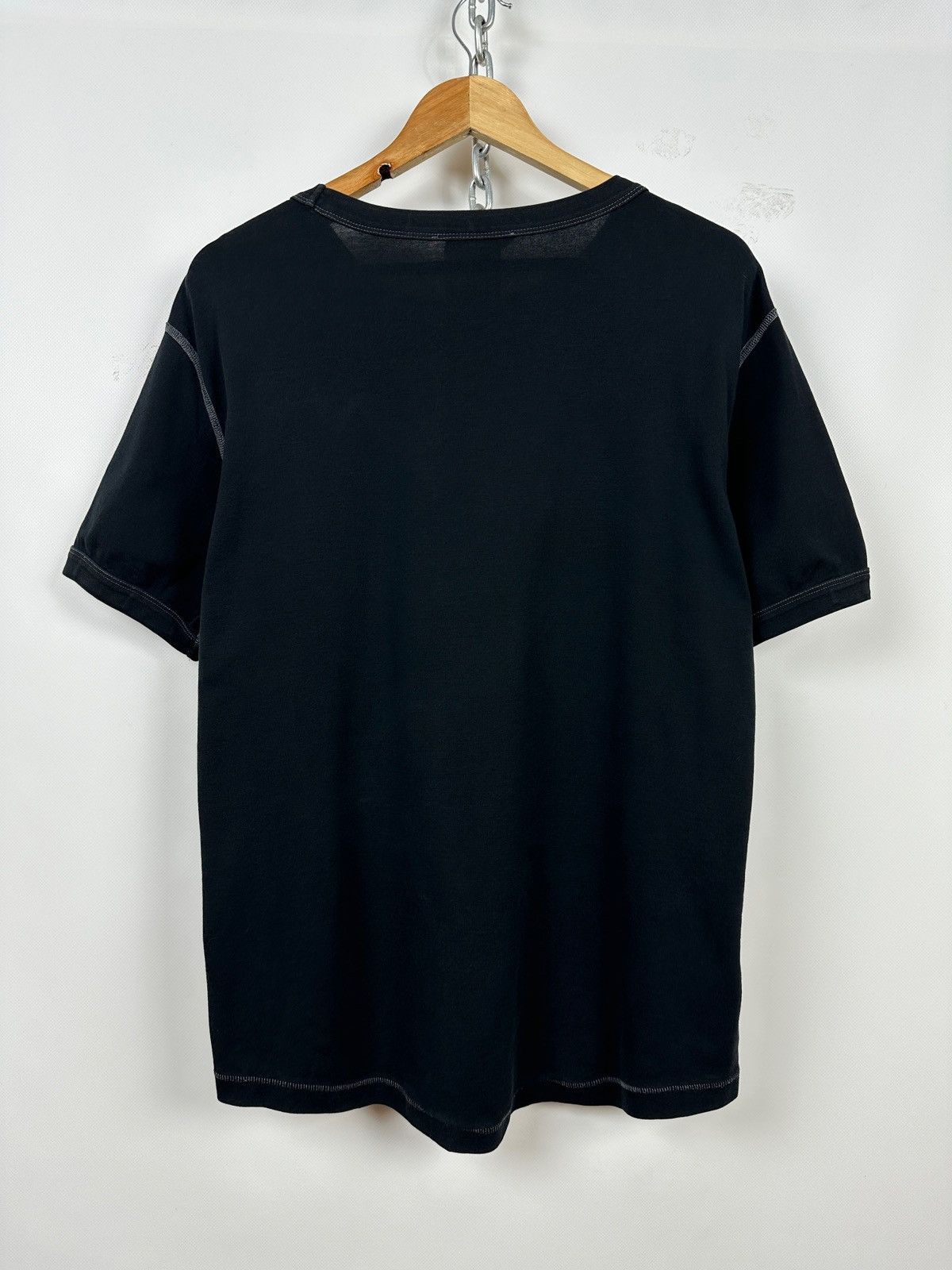 Helmut Lang Helmut Lang Logo Patch Black T-Shirt Size US L / EU 52-54 / 3 - 2 Thumbnail