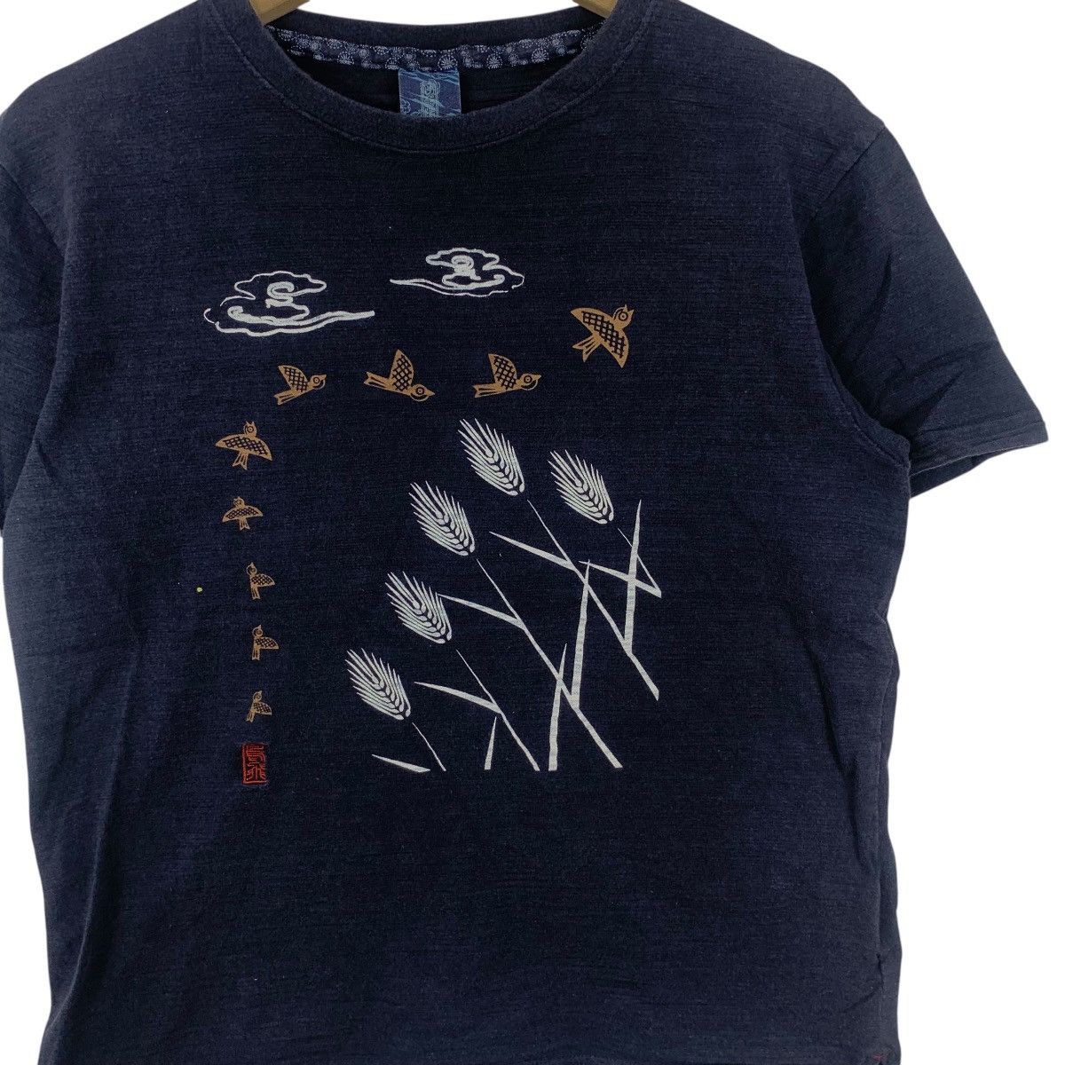 Vintage Vintage JAPAN TRADITIONAL POEM Lovely Sparrow Flying Tee Size US S / EU 44-46 / 1 - 6 Thumbnail