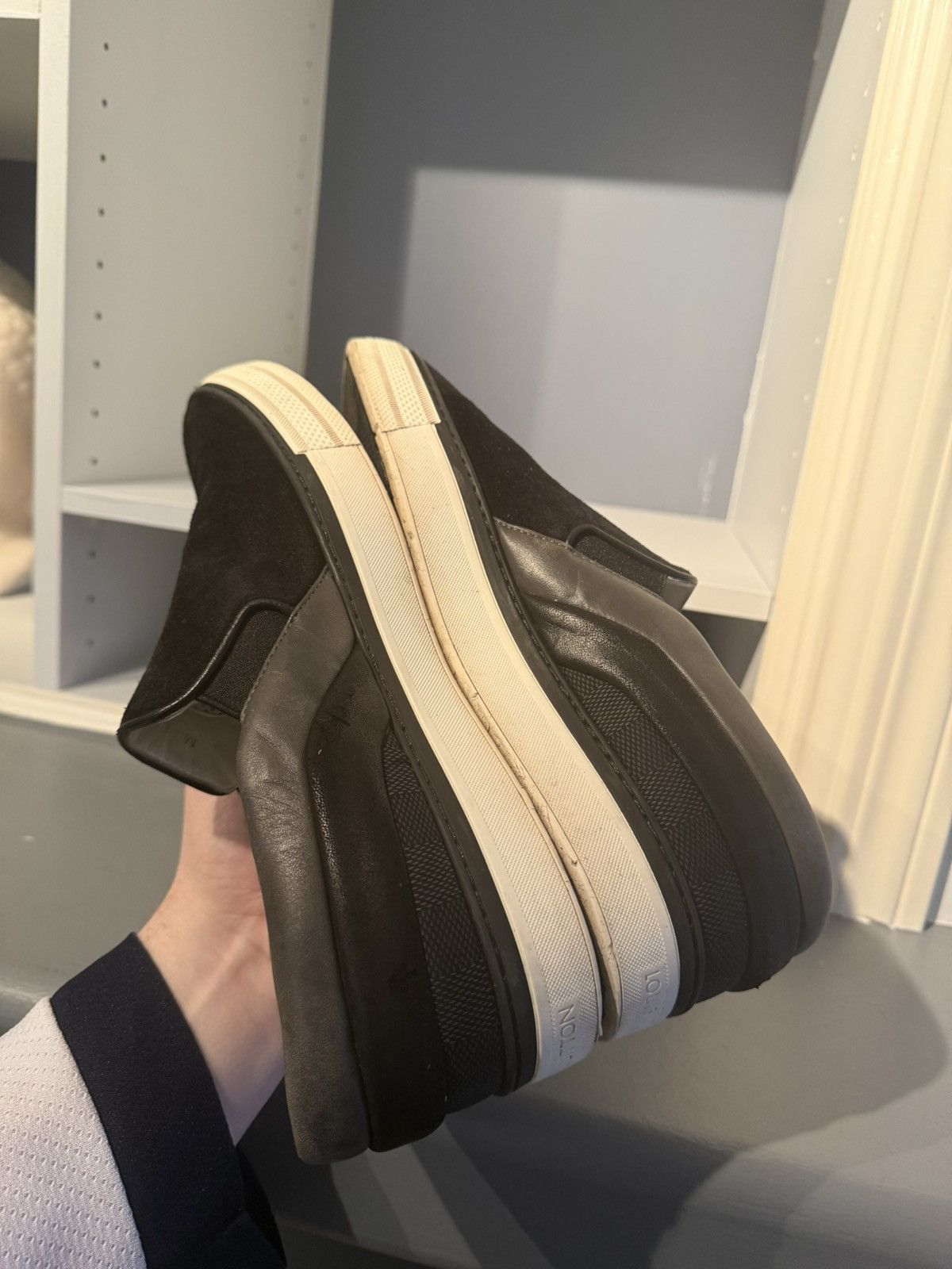 Louis Vuitton Louis Vuitton Catwalk Sneaker Black Suede LV 9 Size US 9 / EU 42 - 4 Thumbnail