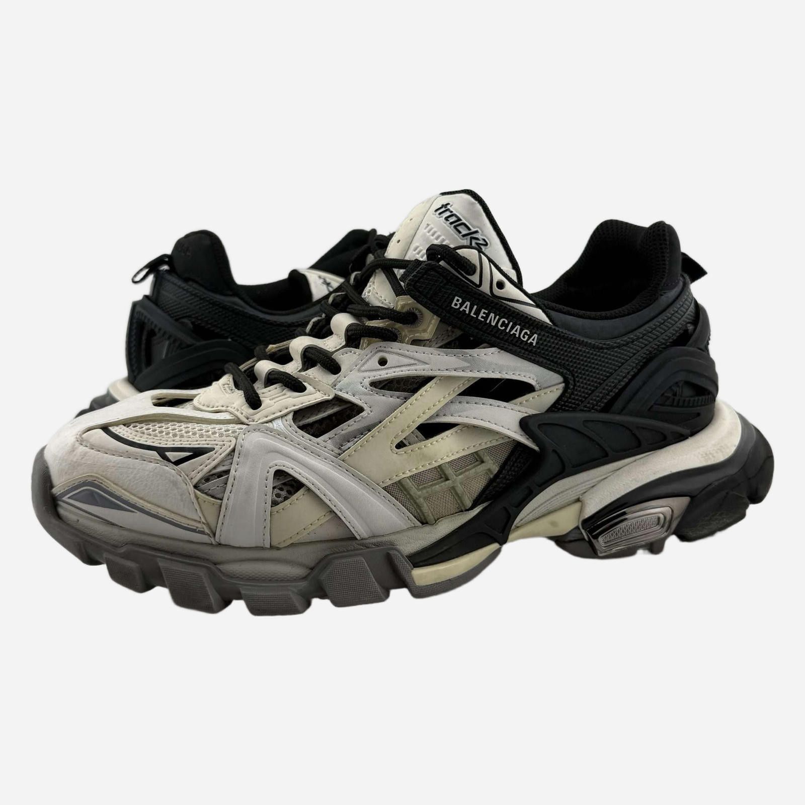 Balenciaga Balenciaga Track 2.0 Trainer Black/White 7UK Used OG Box Size US 8 / EU 41 - 1 Thumbnail